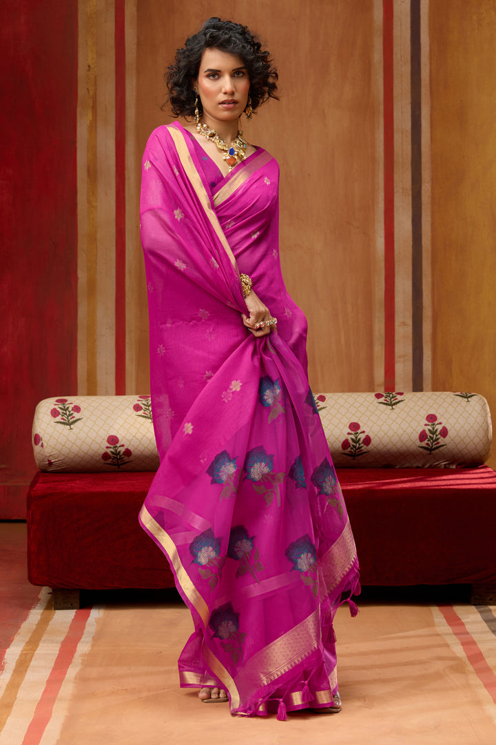 Trendy Magenta Color Cotton Handloom Weaving Saree