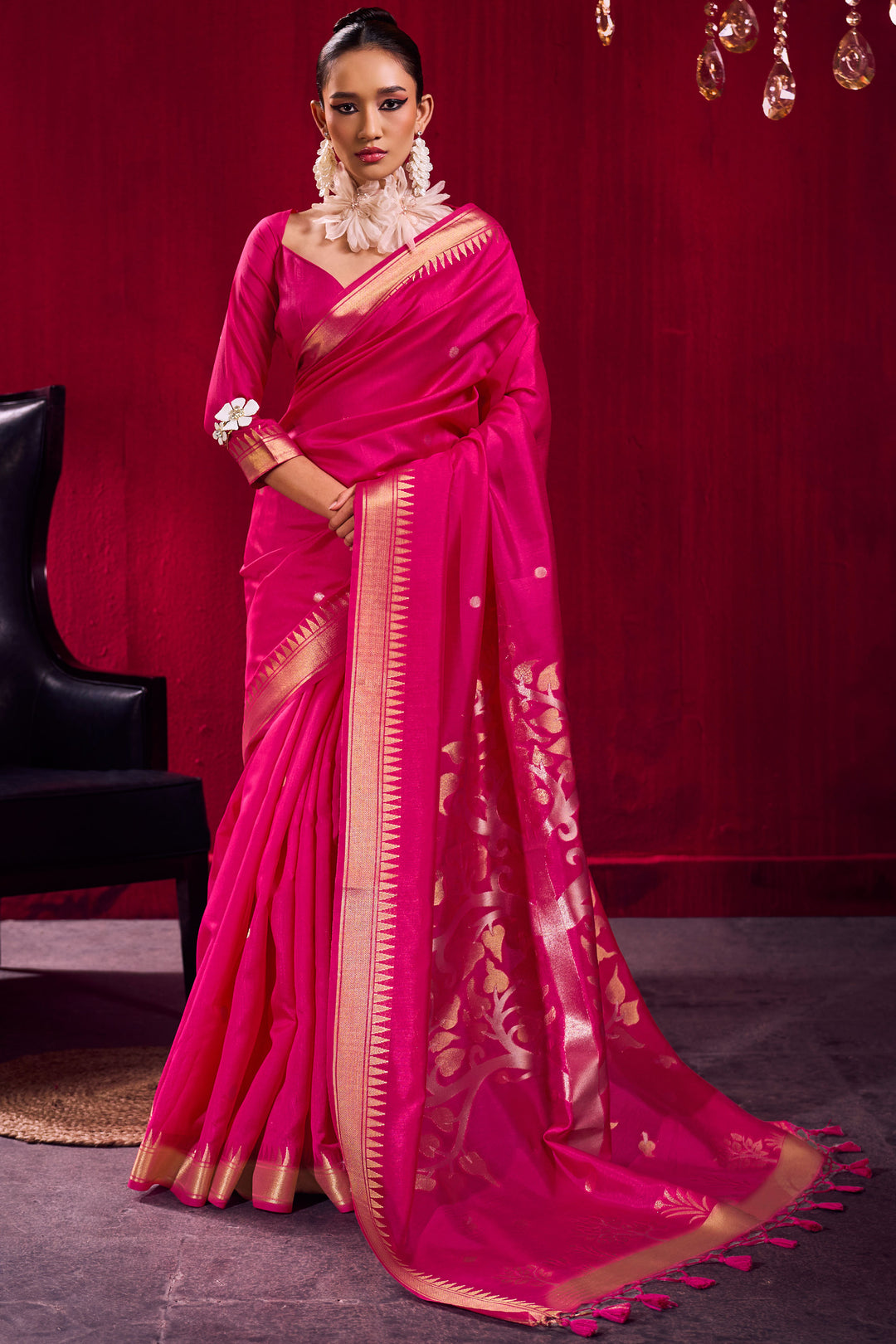 Heavy Handloom Weaving Magenta Color Satin Linen Silk Saree | Buy Online India