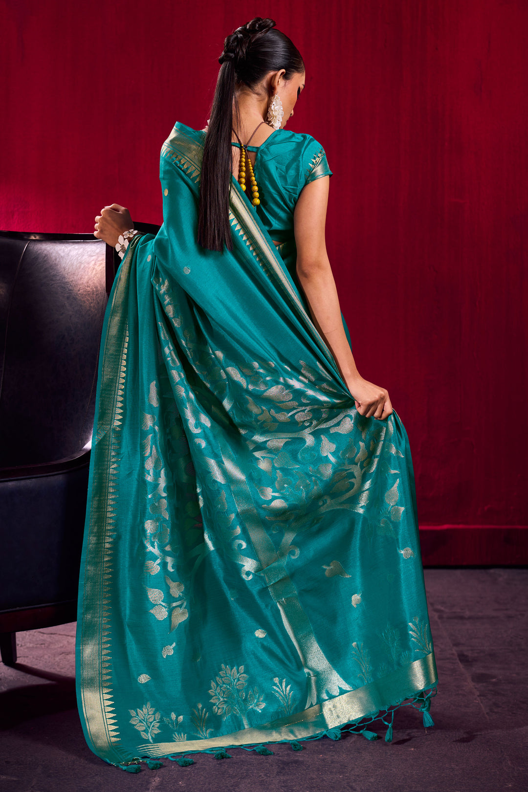 Teal Color Exquisite Handloom Weaving Satin Linen Silk Saree | Buy Online India