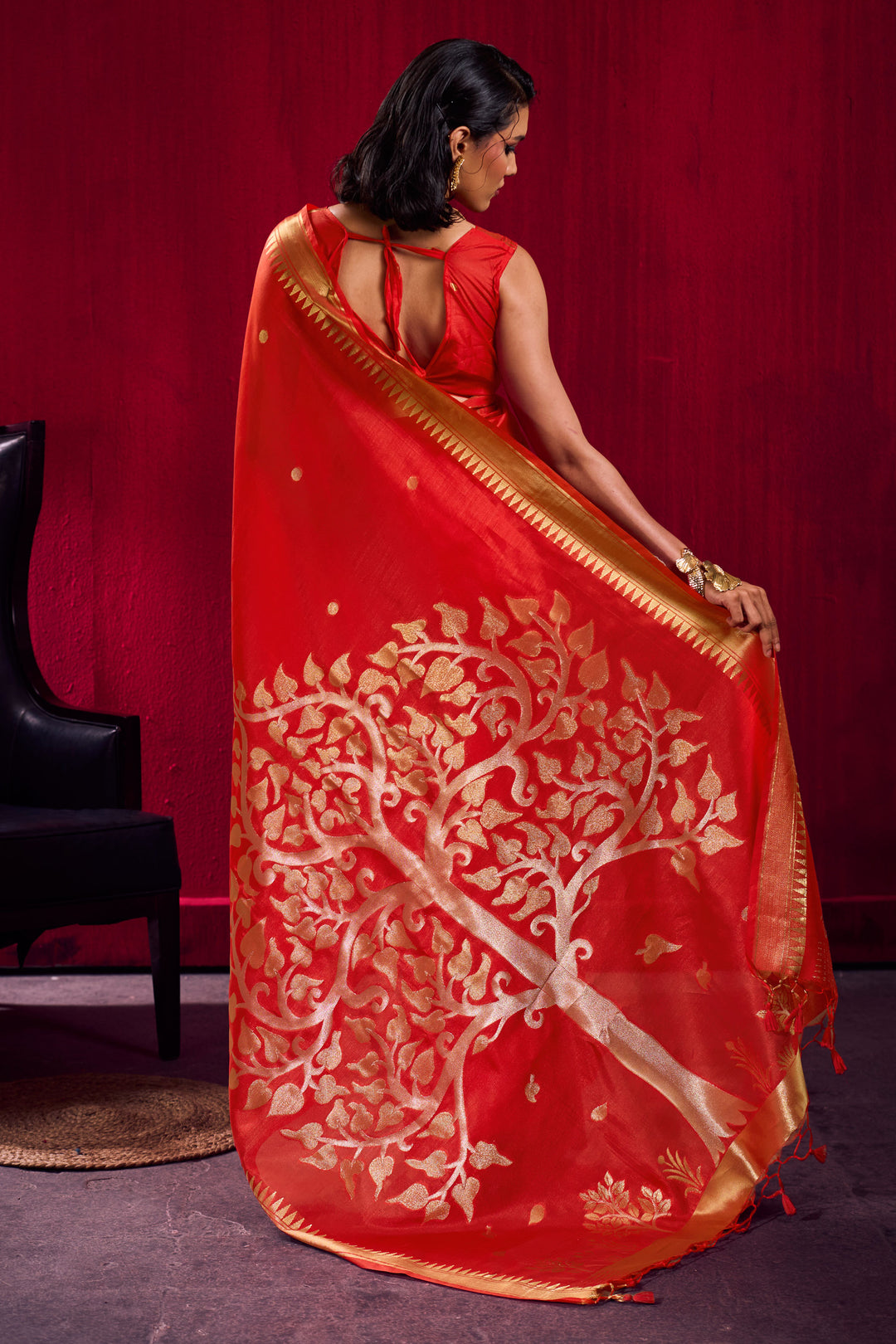 Attractive Red Color Satin Linen Silk Saree With Handloom Weaving | Buy Online India