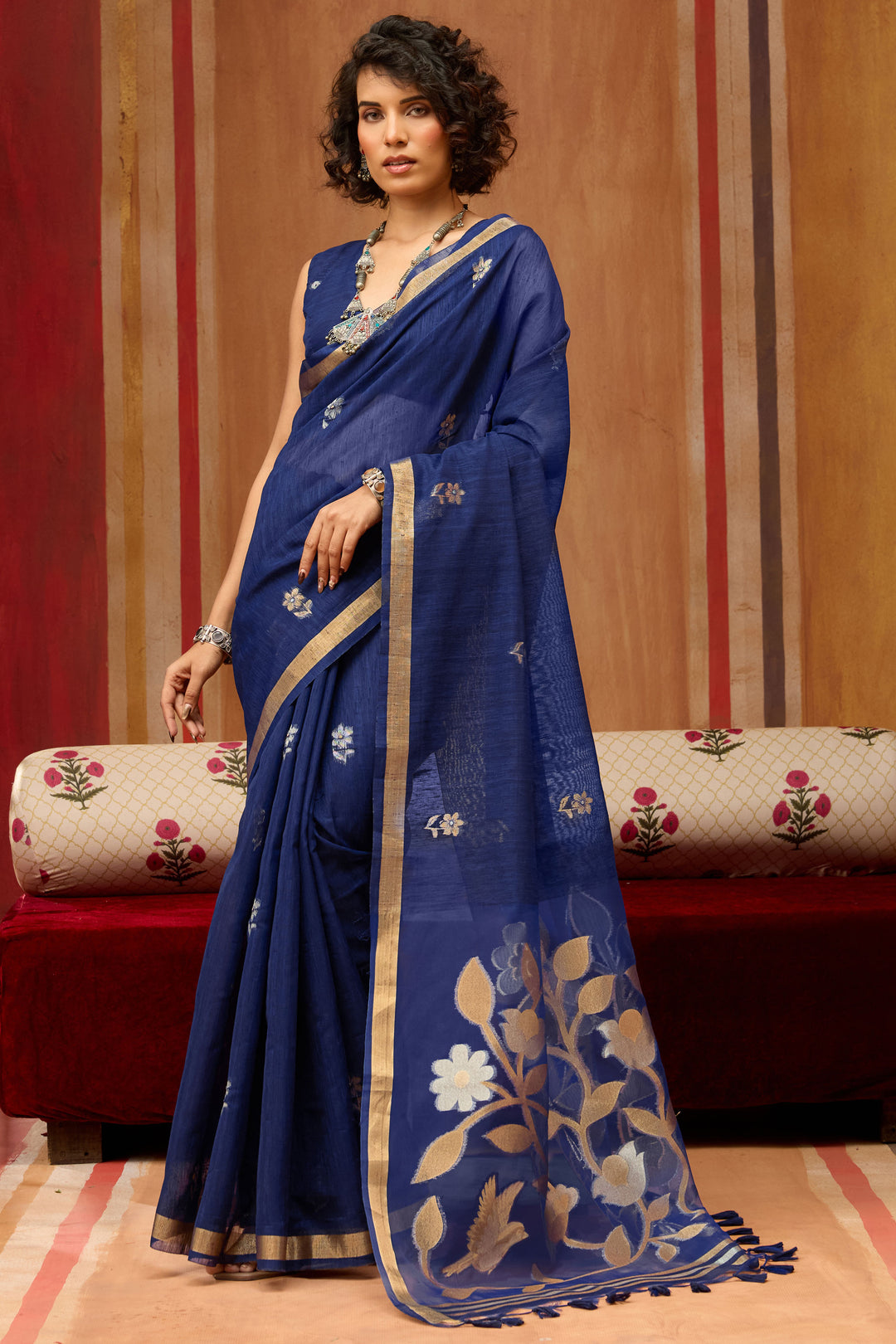 Blue Color Stylish Look Silk Handloom Weaving Saree