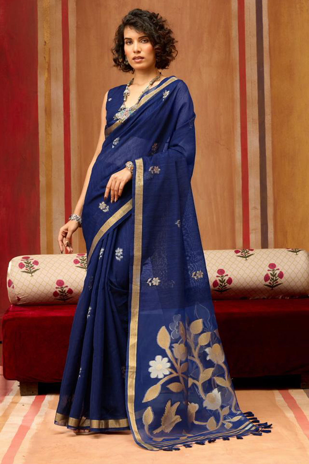 Blue Color Stylish Look Silk Handloom Weaving Saree