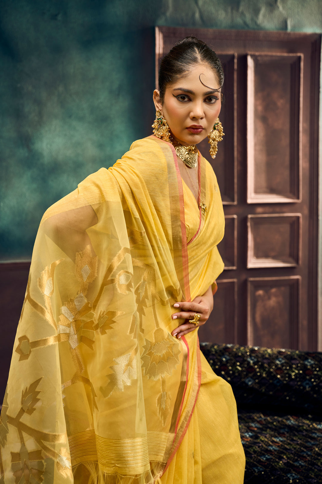 Yellow Color Munga Silk Handloom Weaving Saree