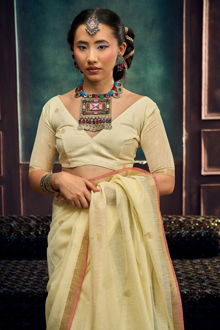 Cream Color Glorious Munga Silk Handloom Weaving Saree