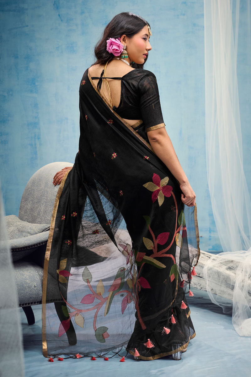 Handloom Weaving Attractive Cotton Saree In Black Color