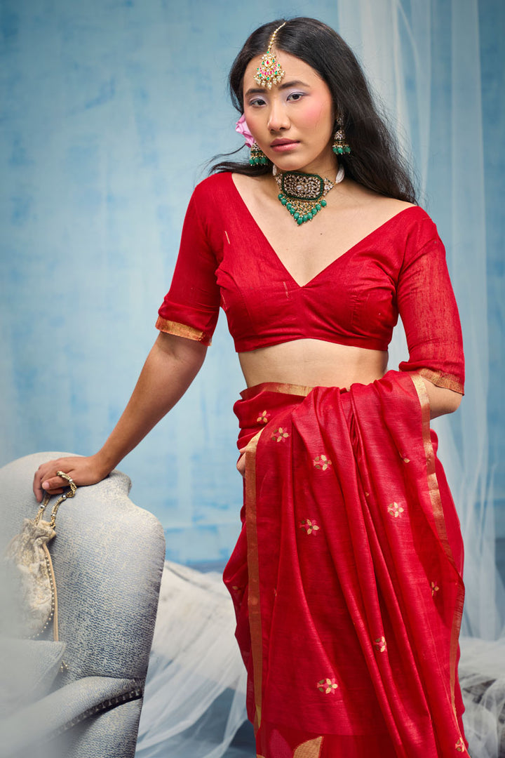 Red Color Handloom Weaving Graceful Cotton Saree