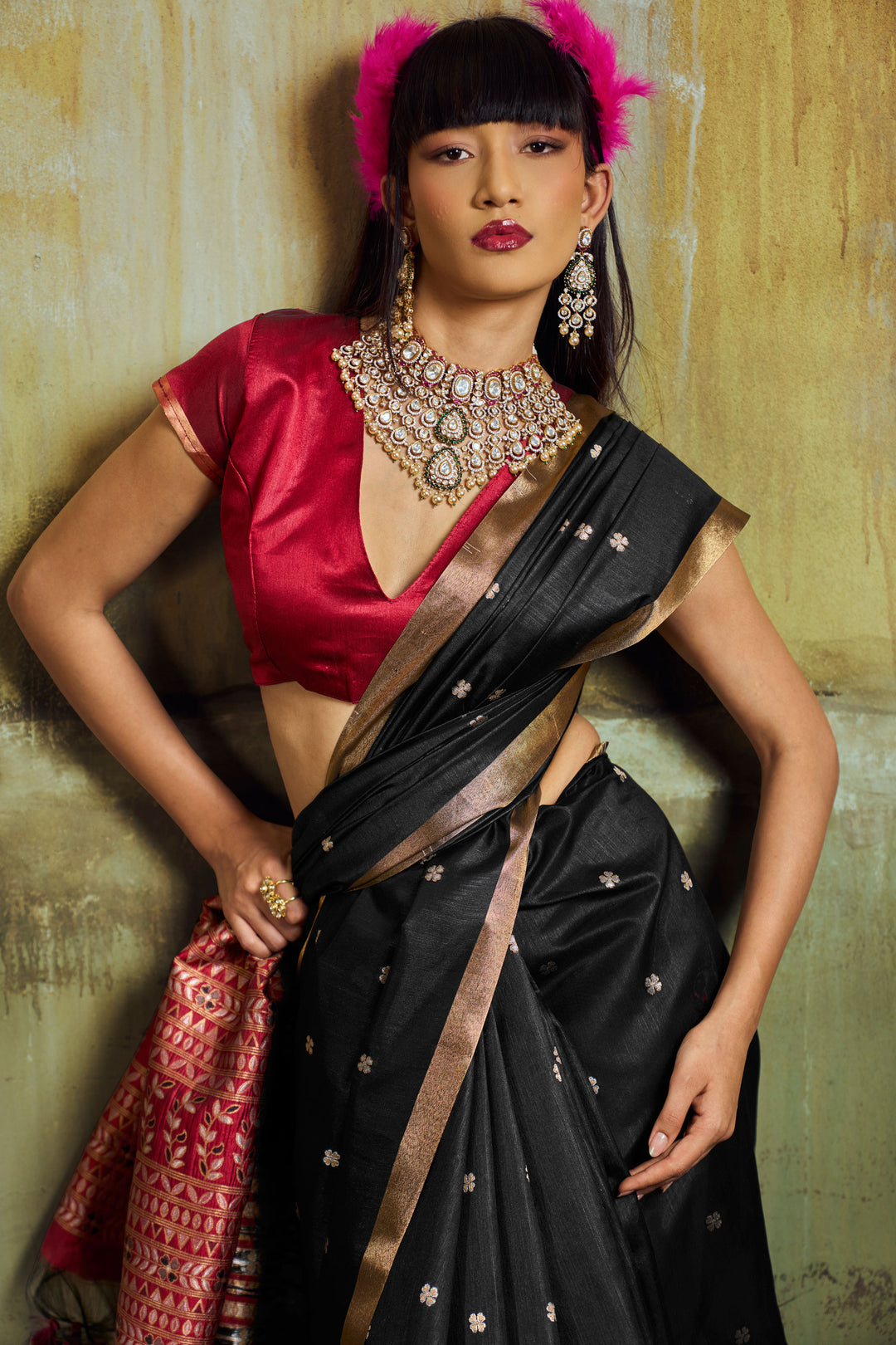 Black Handloom Weaving Tussar Silk Saree