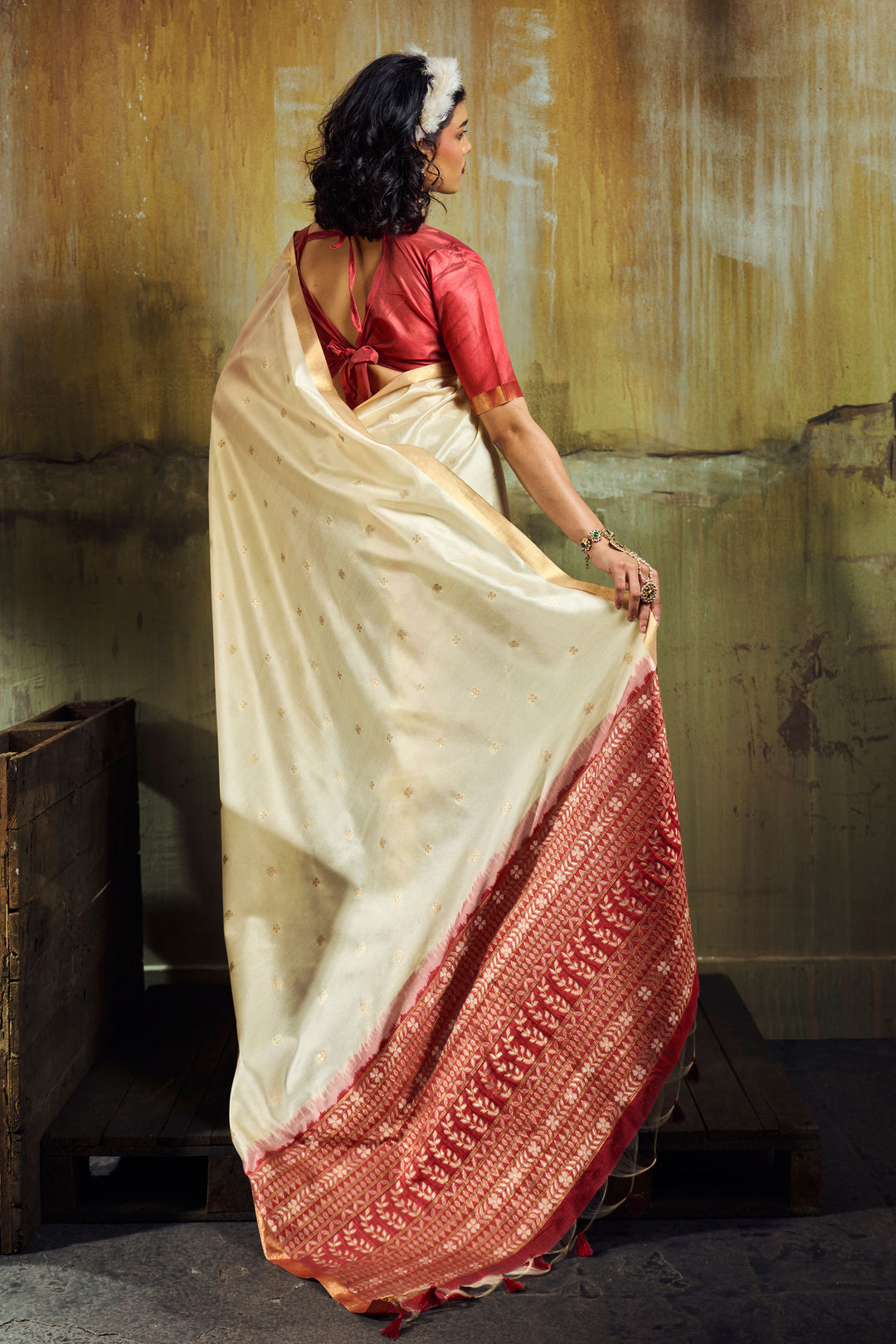 Beige Color Handloom Weaving Tussar Silk Saree