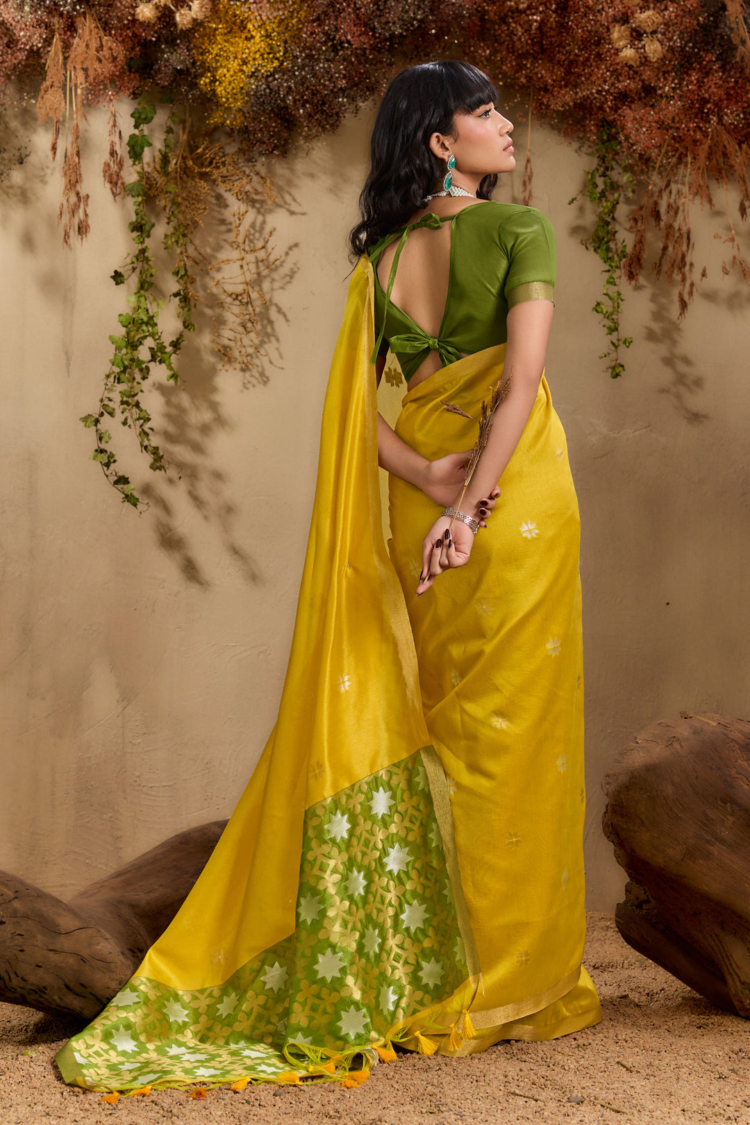 Trendy Yellow Tussar Silk Handloom Weaving Saree
