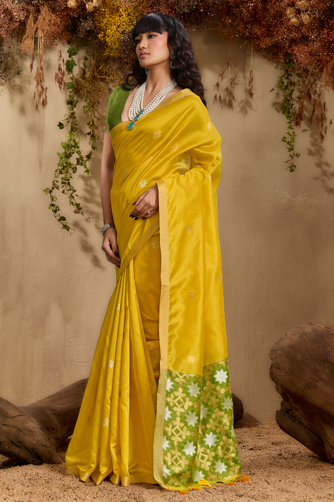 Trendy Yellow Tussar Silk Handloom Weaving Saree
