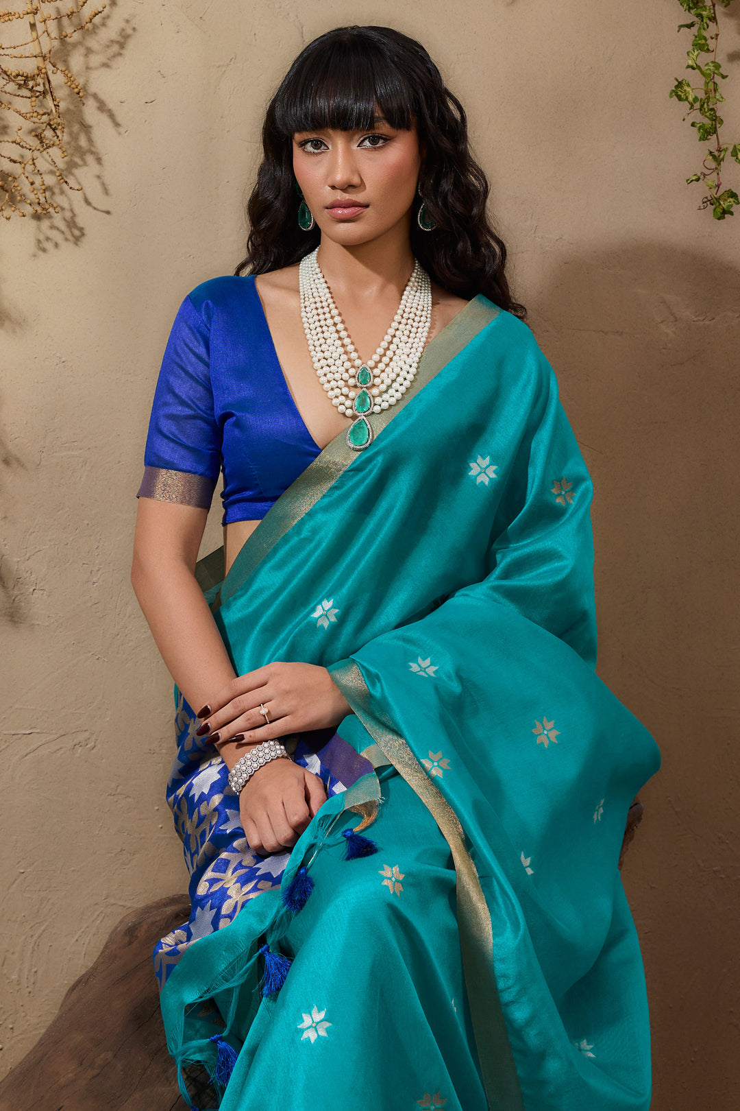 Soothing Teal Tussar Silk Handloom Weaving Saree