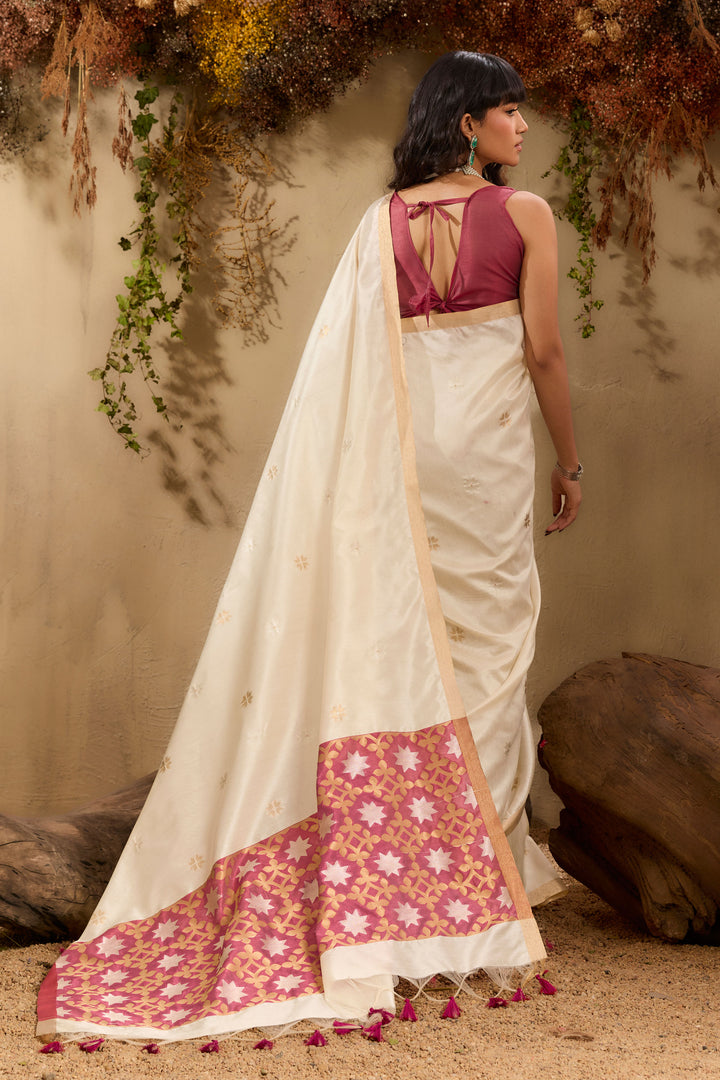Graceful Off White Tussar Silk Handloom Weaving Saree