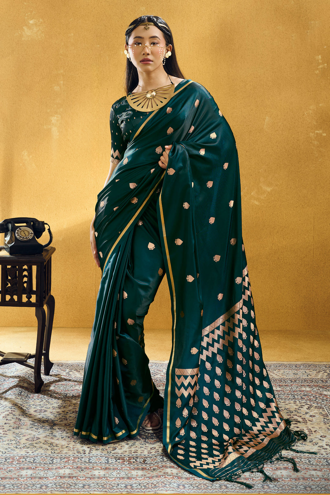 Blazing Green Color Satin Handloom Weaving Saree
