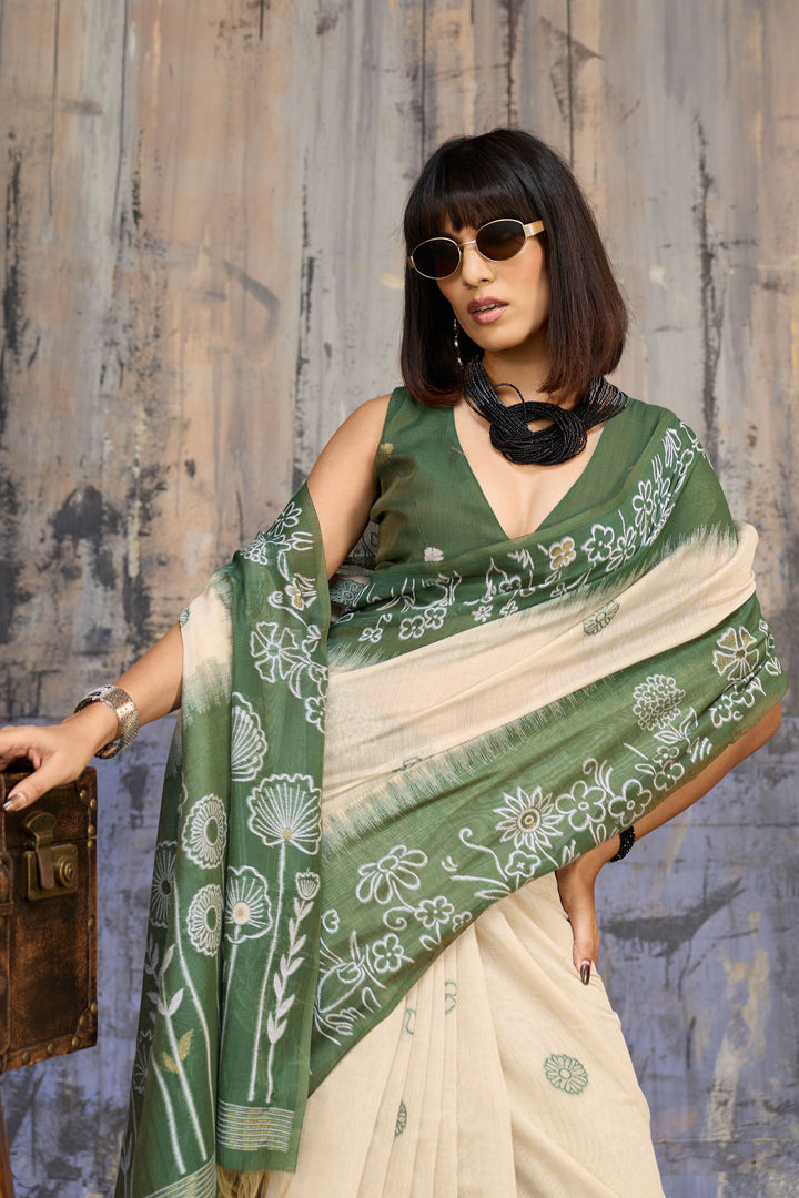 Exclusive Green Color Handloom Weaving Cotton Saree