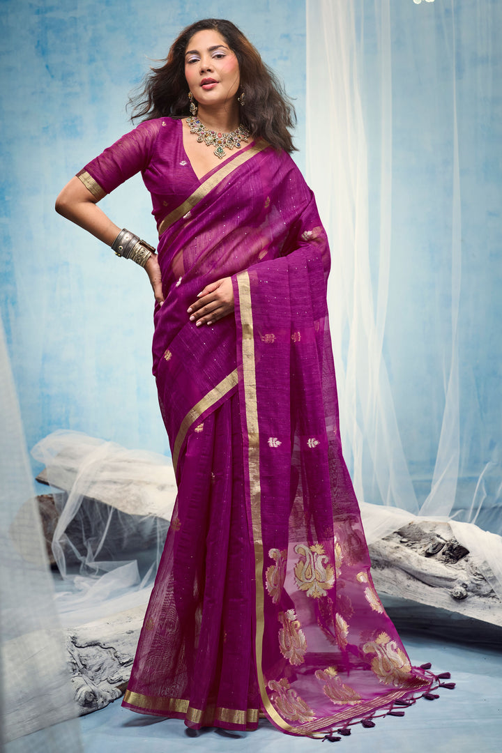 Tempting Weaving Border with Organza Pallu Magenta Saree