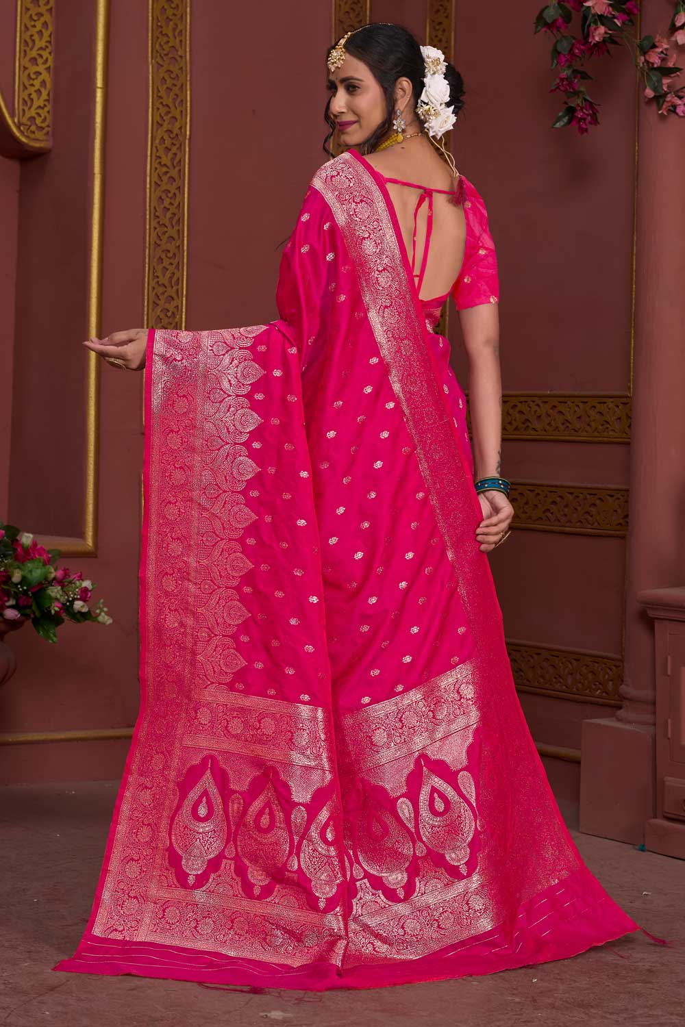 Blazing Magenta Color Weaving Banarasi Jari Art Silk Saree | Buy Online India