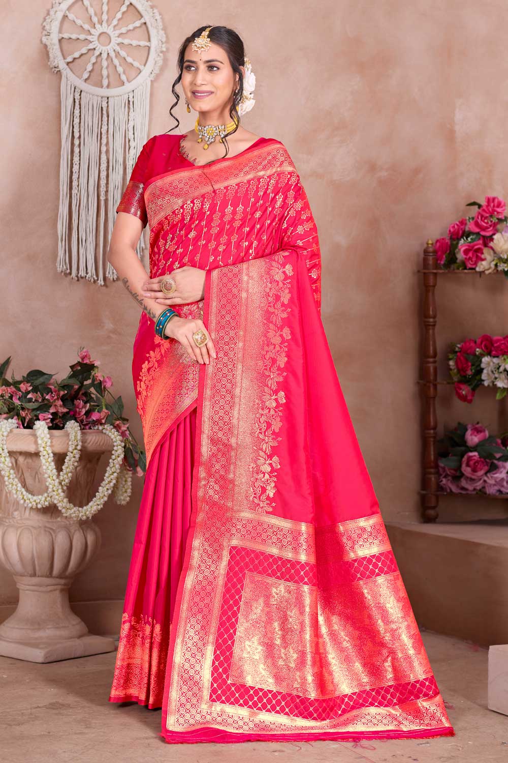 Art Silk Fabric Weaving Banarasi Jari Work Pink Saree | Buy Online India