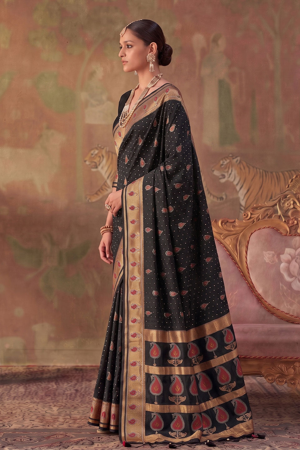 Weaving Designs Black Soft Silk Saree For Festive | Buy Online India