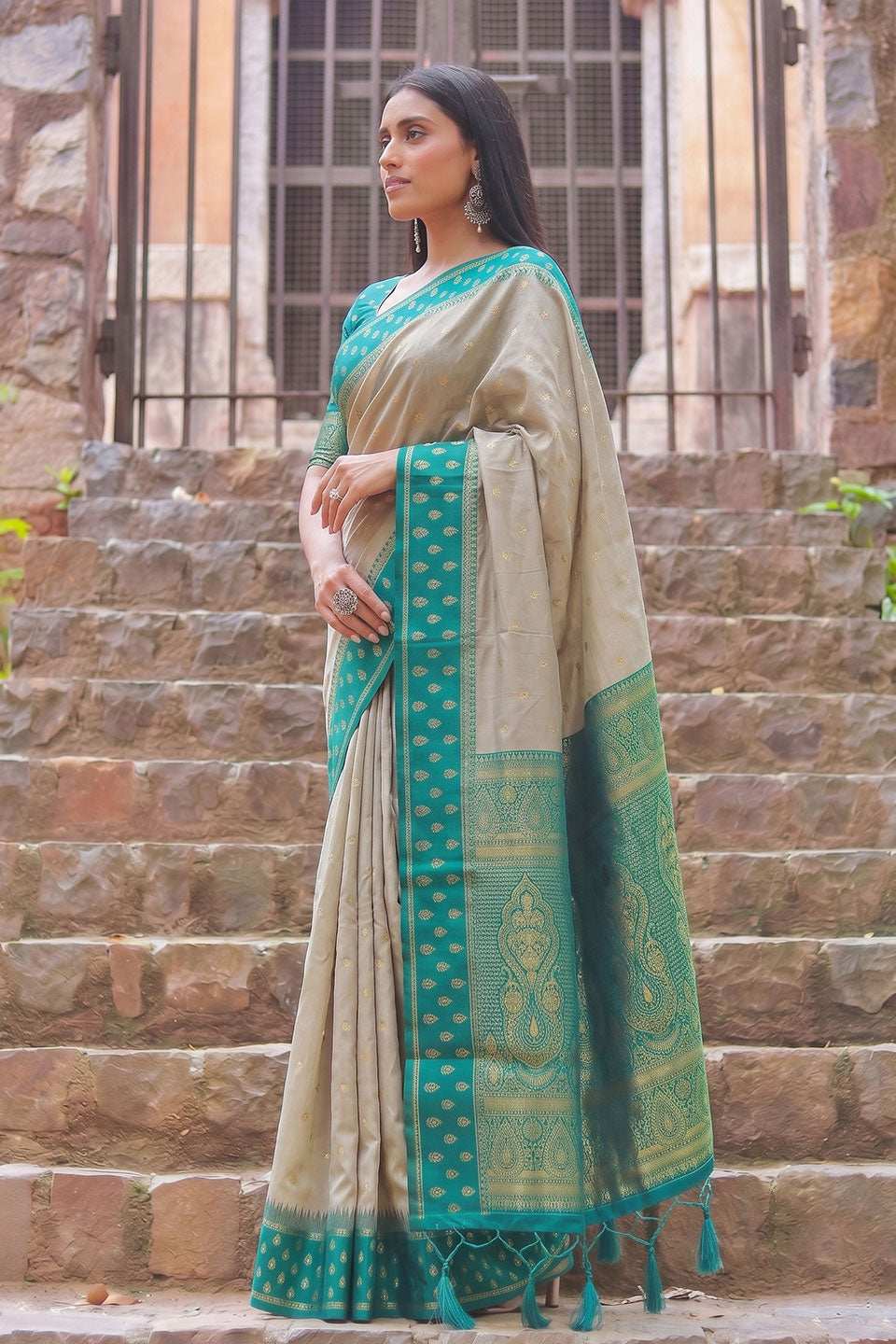 Beige and Teal Glorious Cotton Weaving Work Saree | Buy Online India