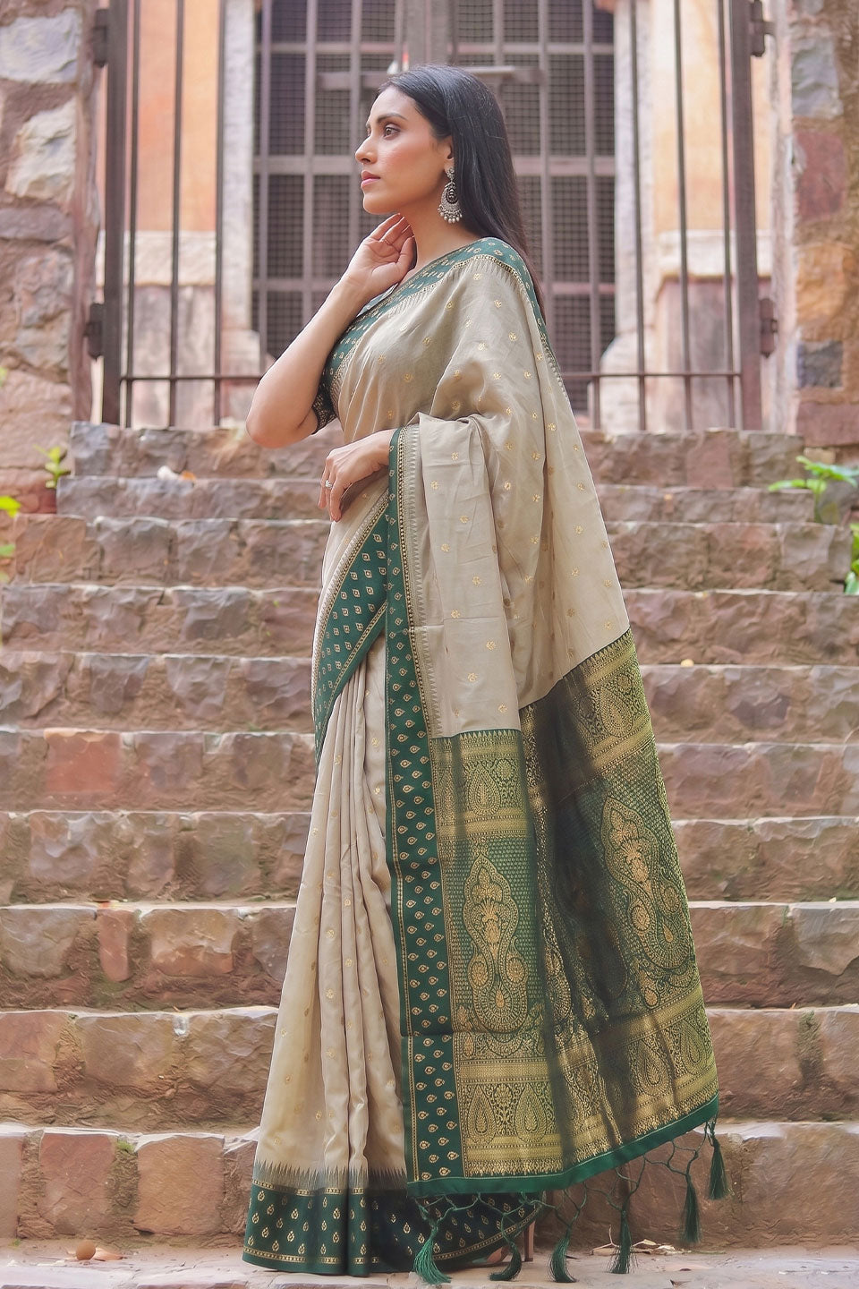Classic Beige and Green Weaving Work Cotton Saree | Buy Online India