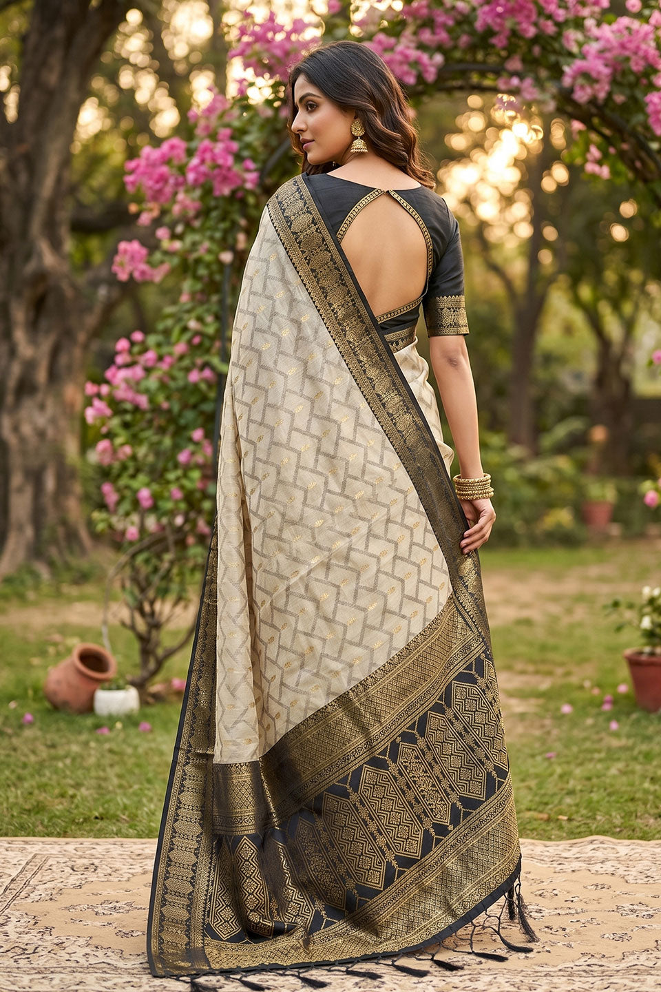 Beige and Black Color Cotton Weaving Designs Saree | Buy Online India