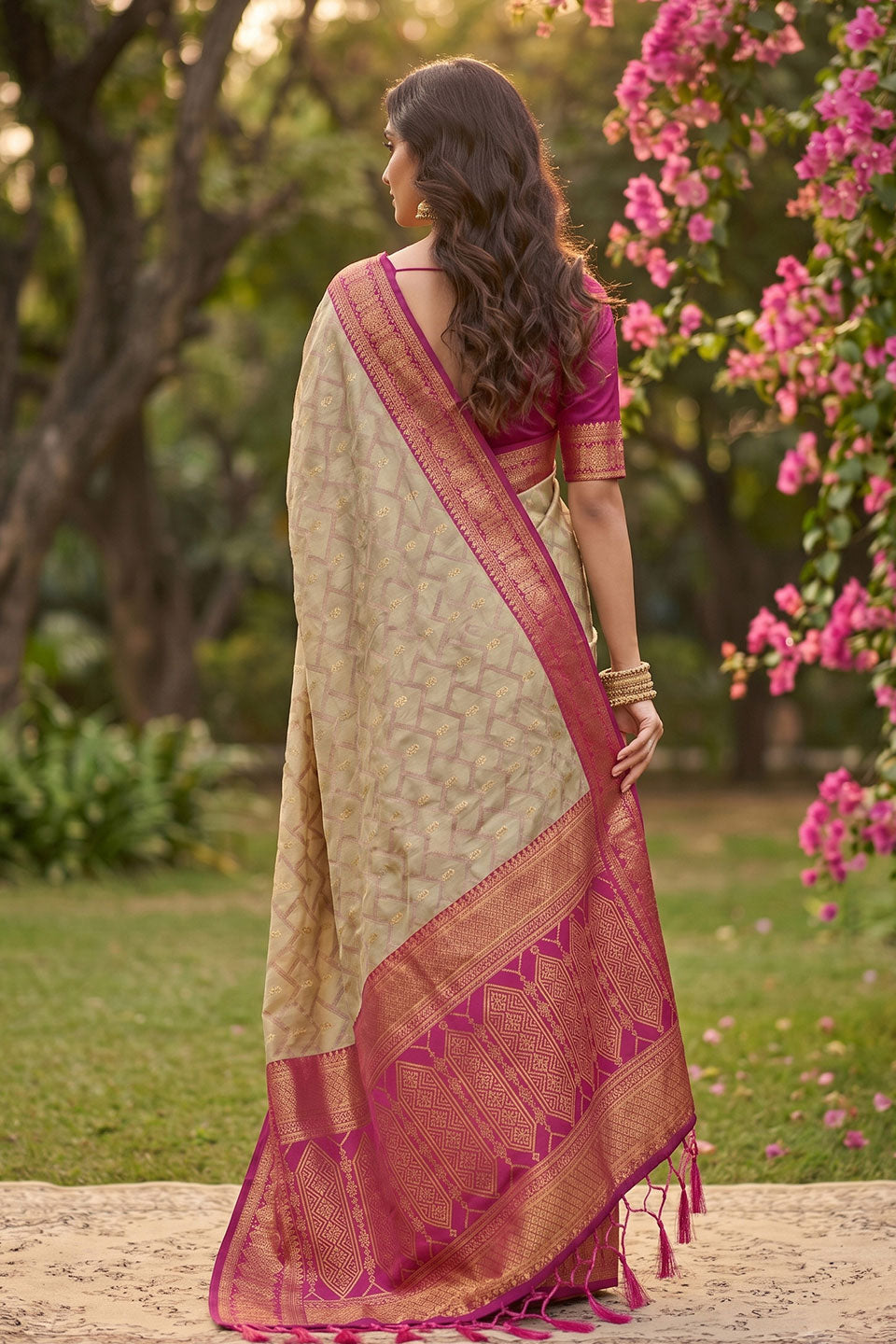 Attractive Cotton Beige and Pink Saree With Weaving Designs | Buy Online India