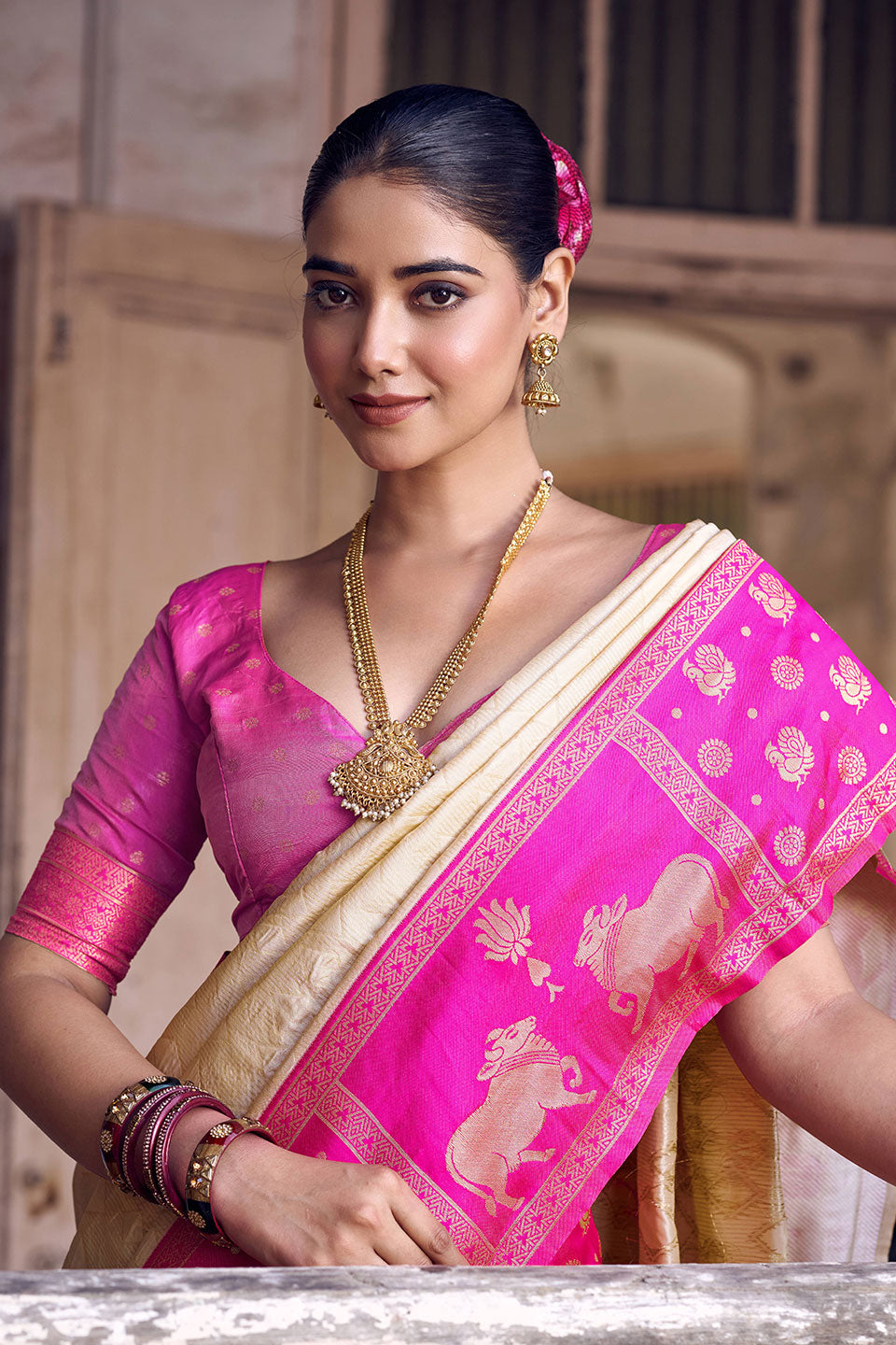 Soft Silk Cream Color Gorgeous Look Banarasi Style Saree