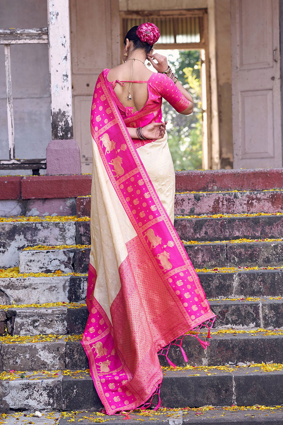 Soft Silk Cream Color Gorgeous Look Banarasi Style Saree