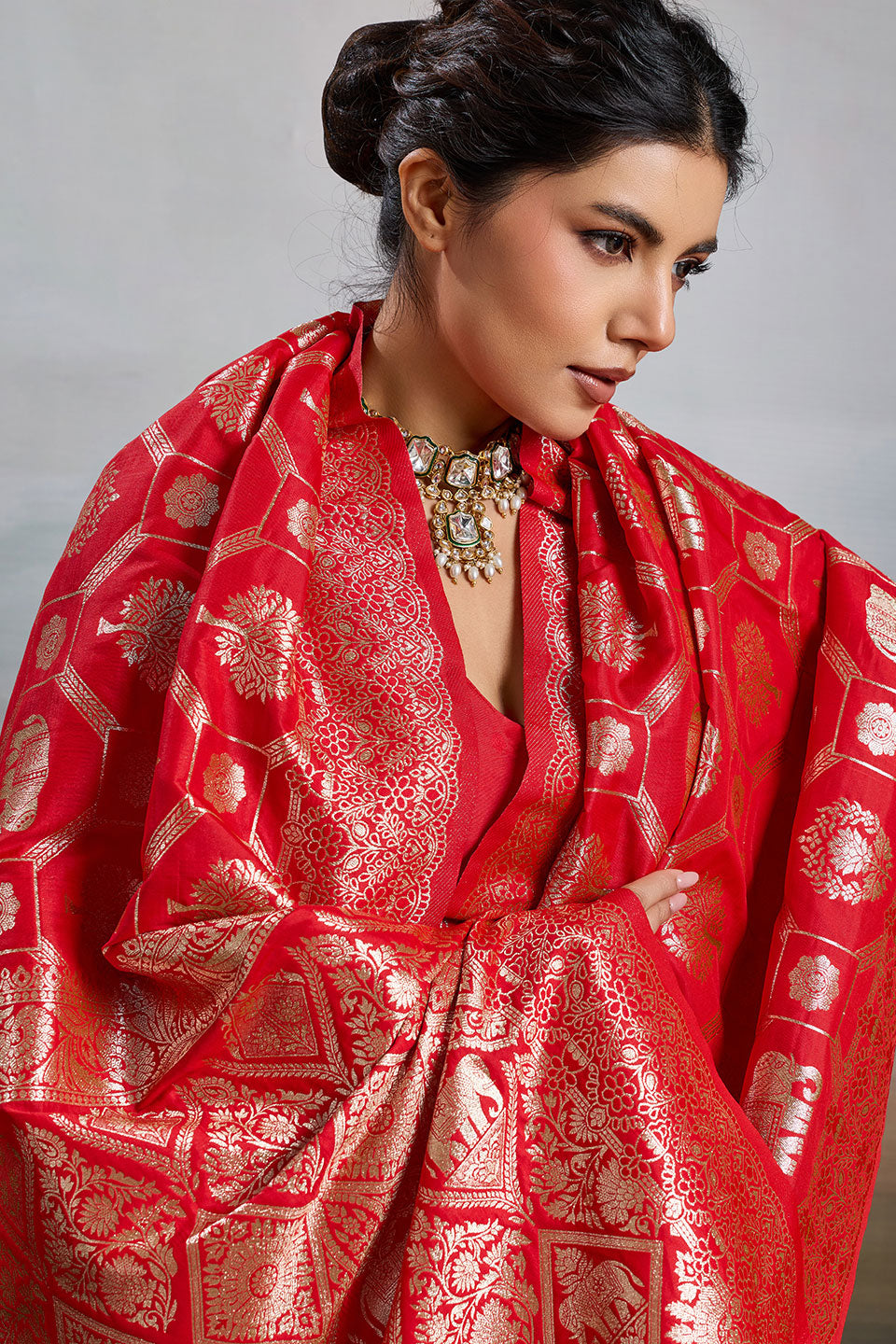 Red Glamorous Banarasi Silk Blend Saree | Buy Online India