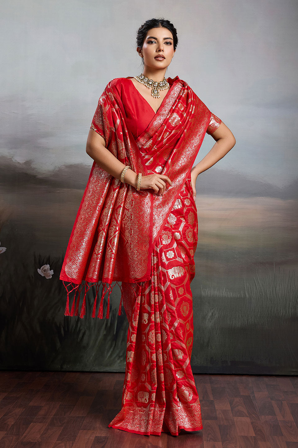 Red Glamorous Banarasi Silk Blend Saree | Buy Online India