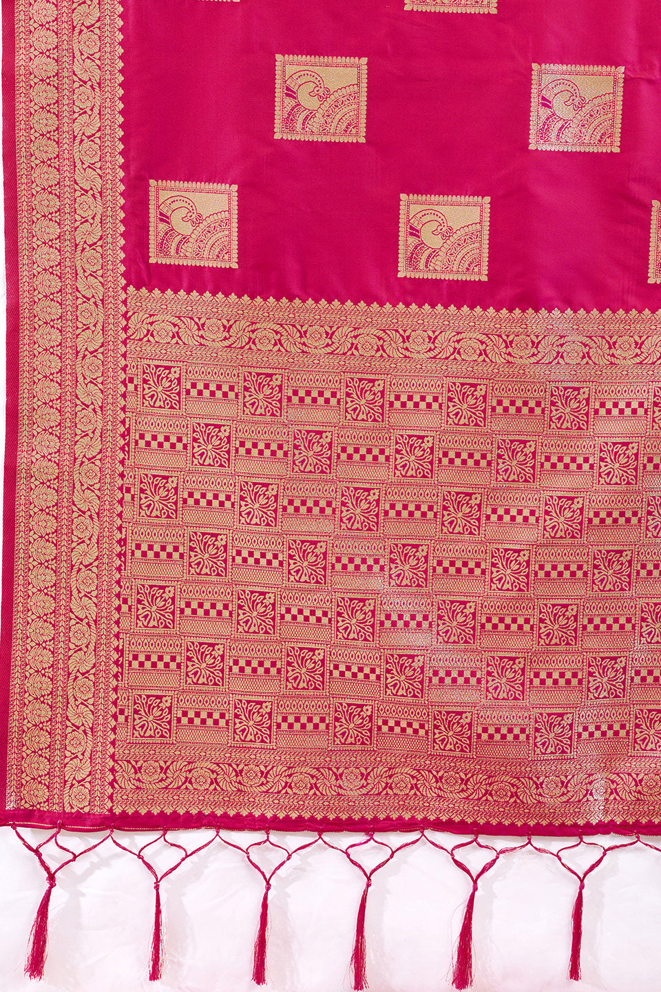 Magenta Color Weaving Work Banarsi Style Silk Saree | Buy Online India