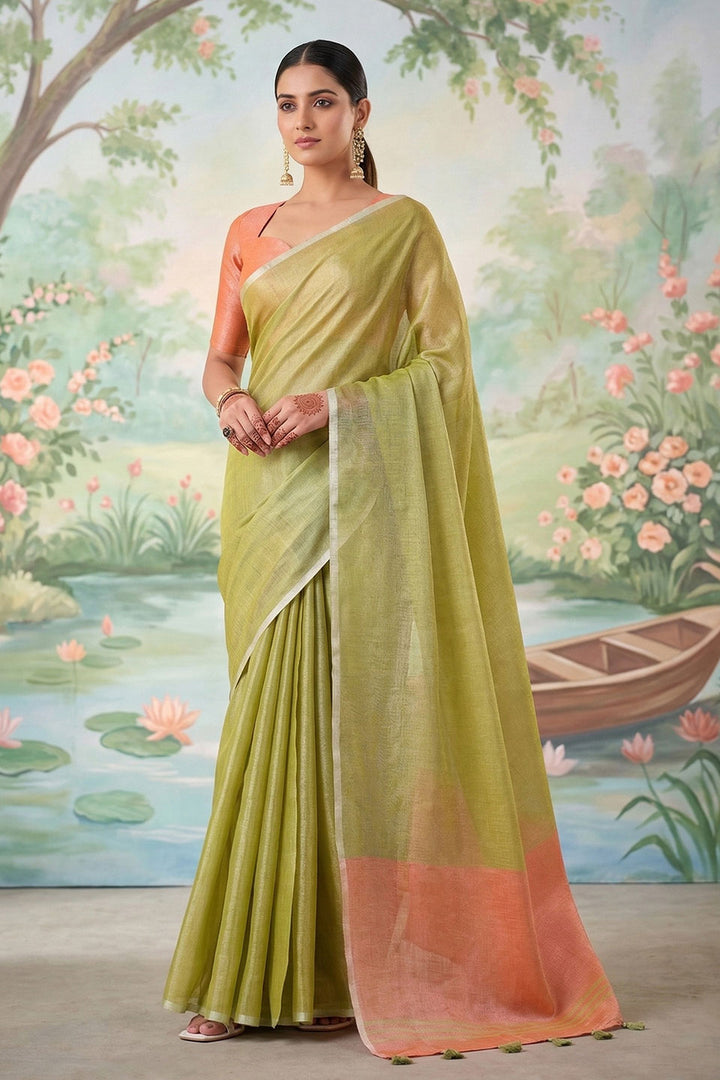 Festive Wear Attractive Tissue Silk Saree In Green Color