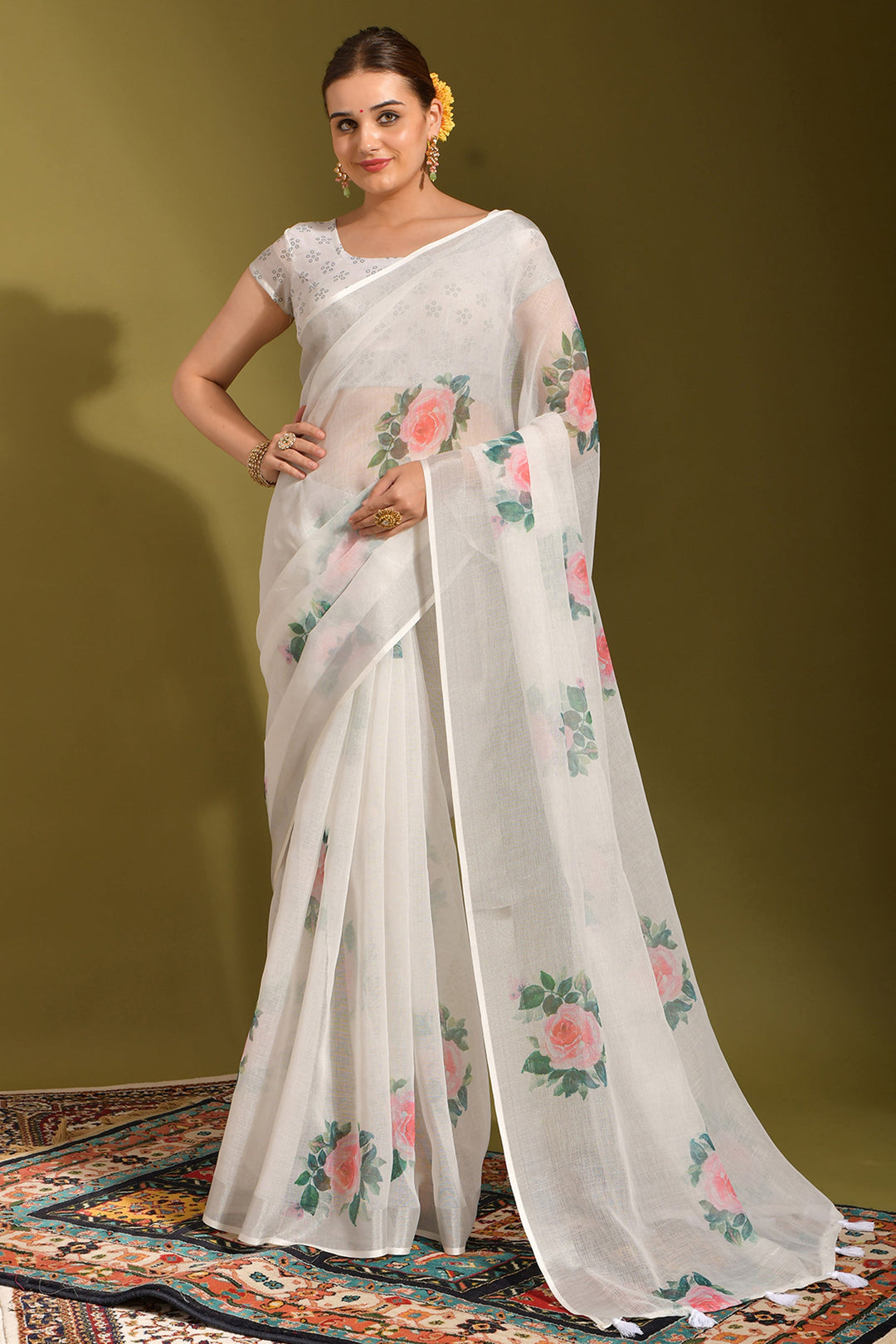 Linen Fabric White Color Patterned Saree With Printed Work | Buy Online India