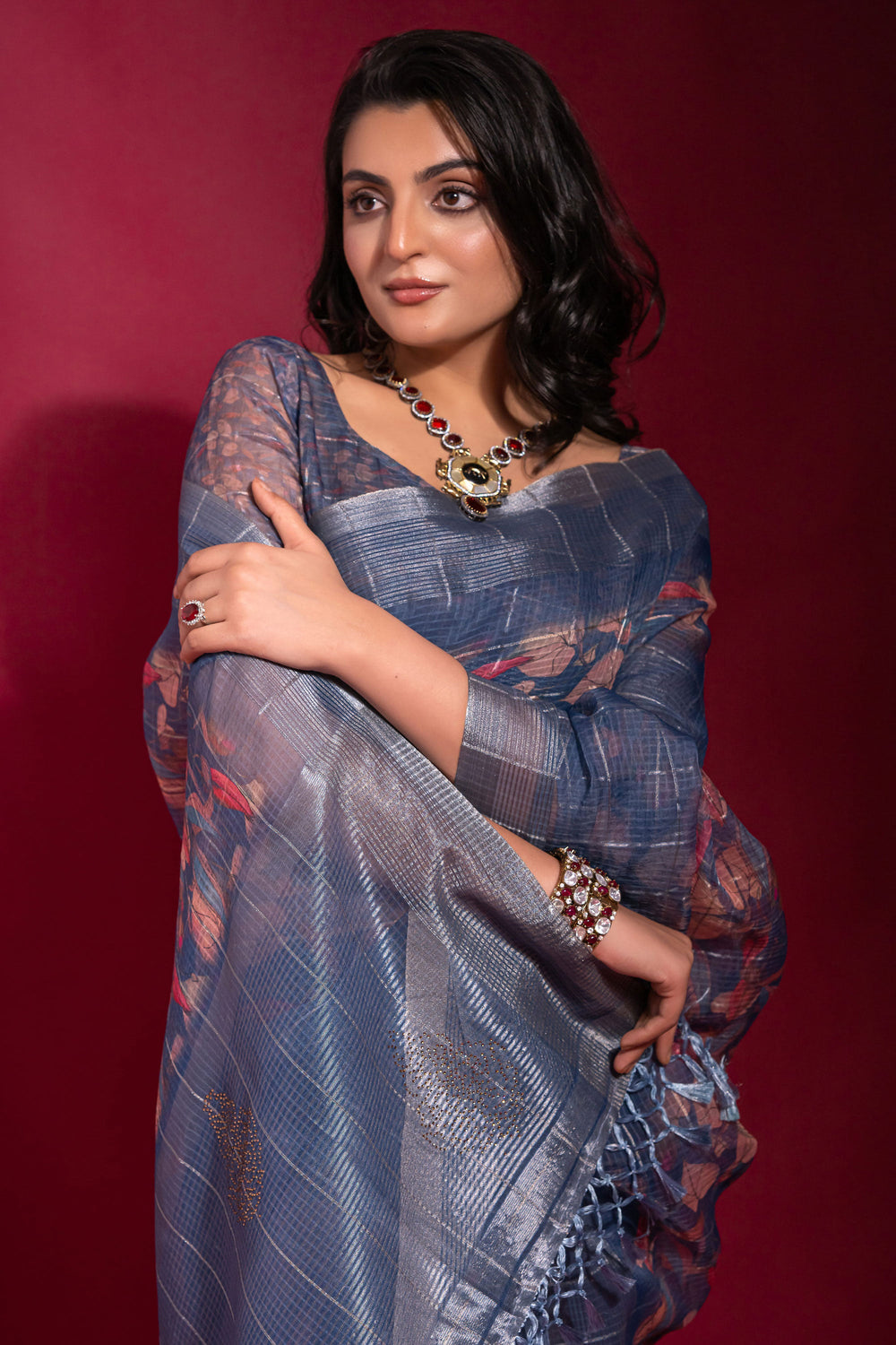 Navy Blue Printed Pure Linen Zari Pattern Checks Saree | Buy Online India