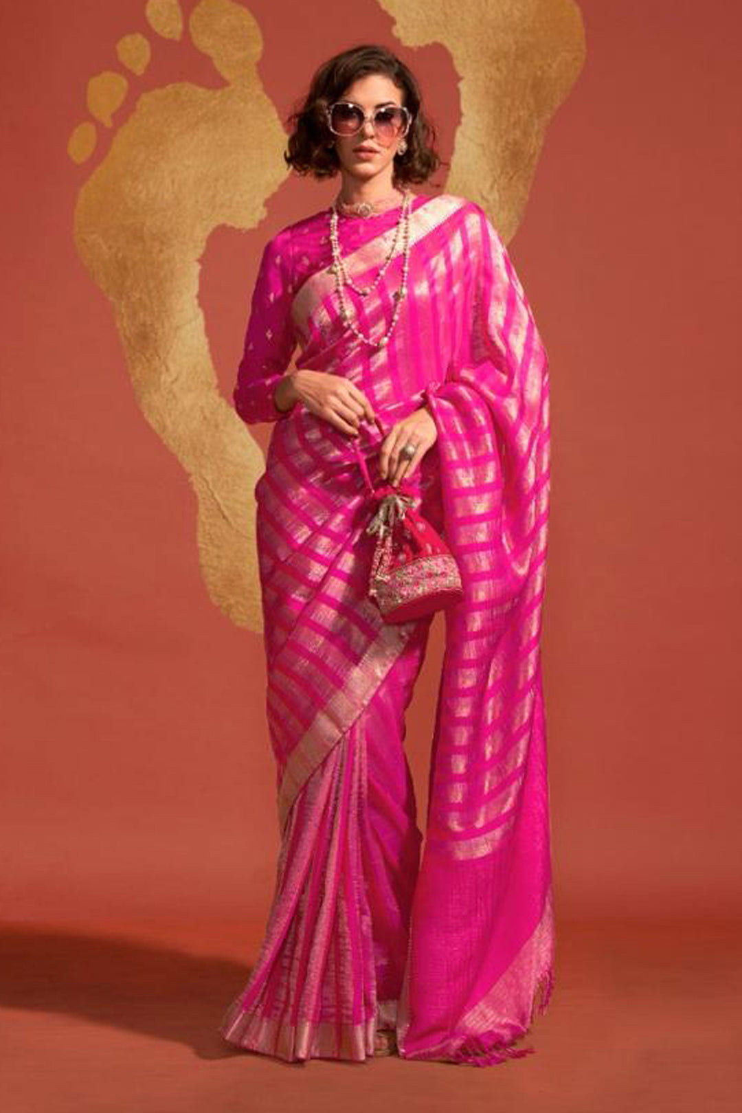 Phenomenal Viscose Handloom Weaving Silk Pink Color Saree | Buy Online India