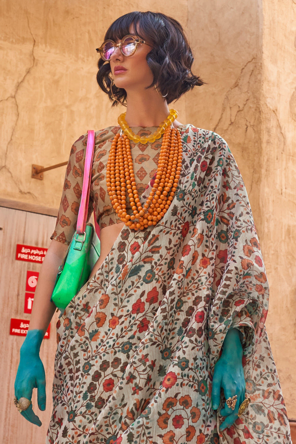 Cream Color Glorious Tissue Fabric Handwoven Printed Saree | Buy Online India