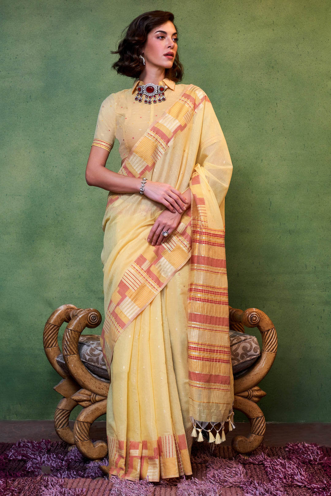 Cream Color Exquisite Handloom Weaving Fancy Cotton Saree | Buy Online India