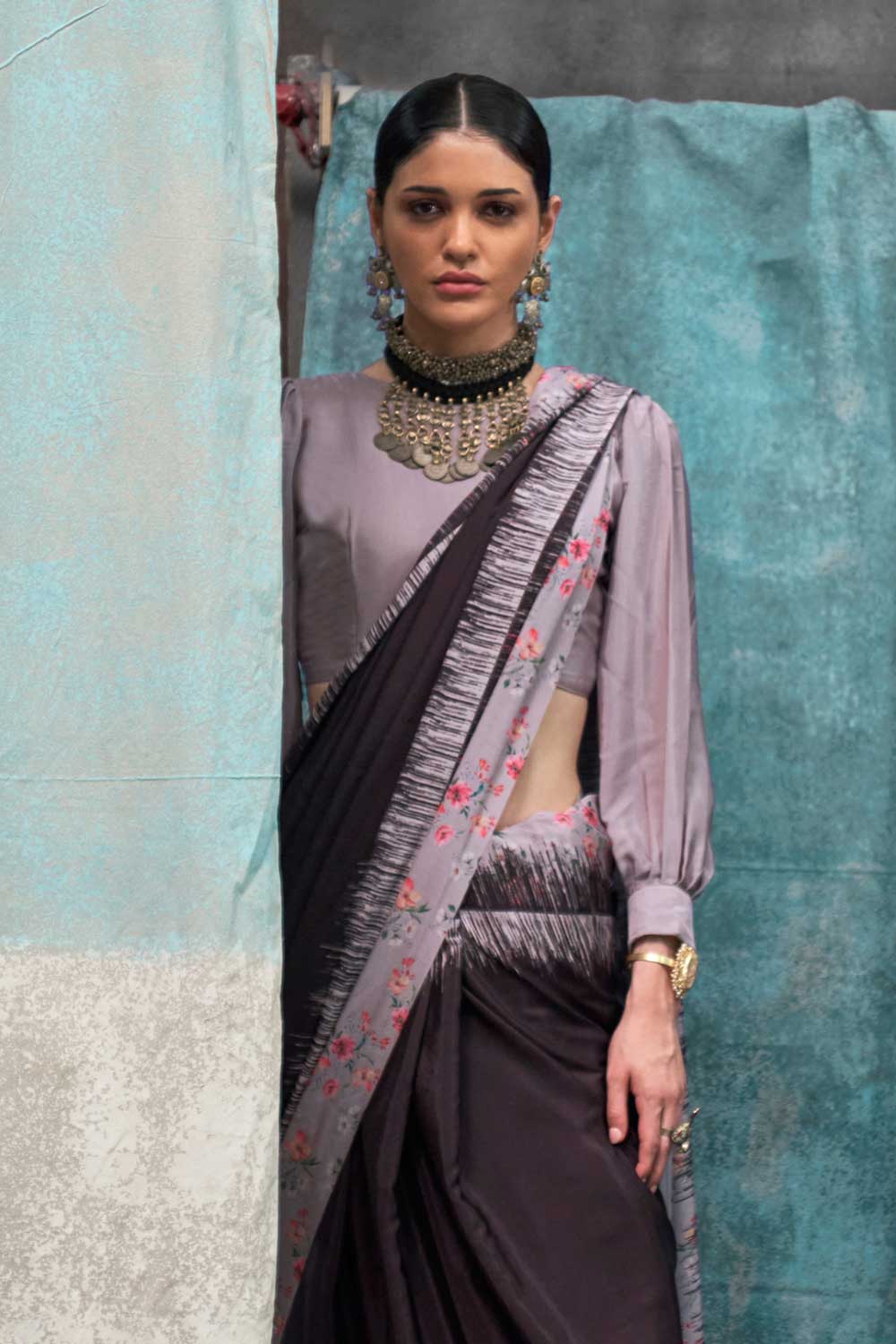Black Color Graceful Printed Crepe Fabric Saree | Buy Online India