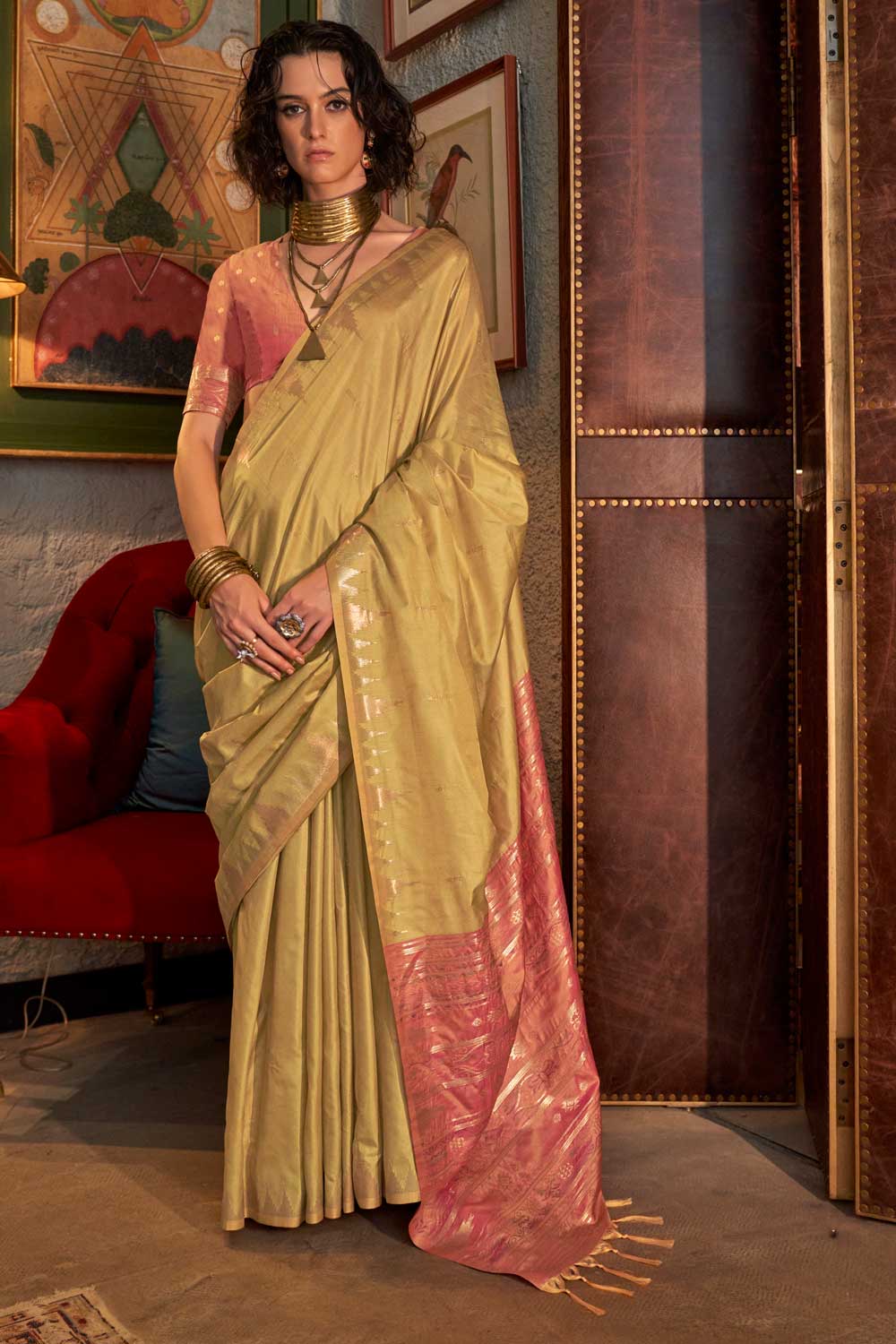 Beige Color Brilliant Handloom Weaving Silk Saree | Buy Online India