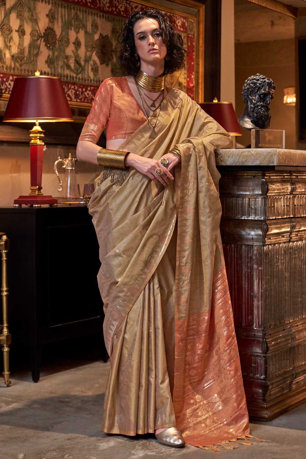 Brown Color Glorious Handloom Weaving Silk Saree | Buy Online India