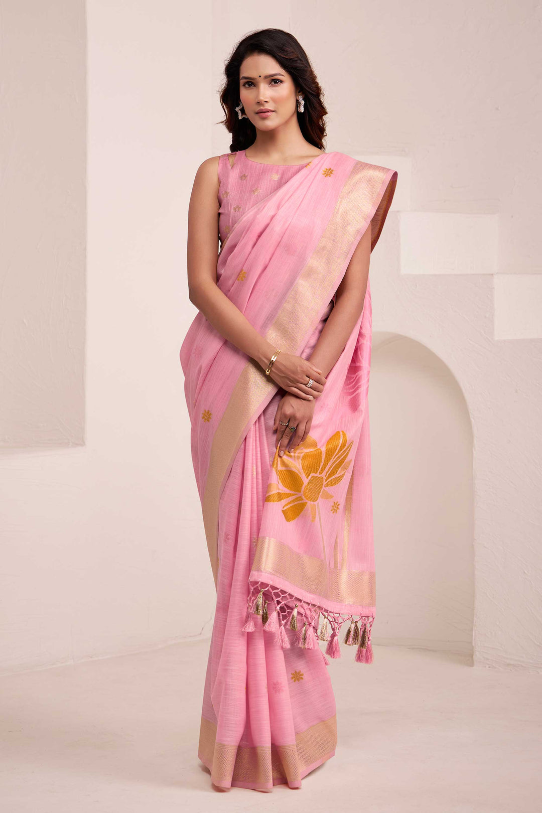 Jacquard Work On Pink Color Linen Fabric Sober Saree | Buy Online India