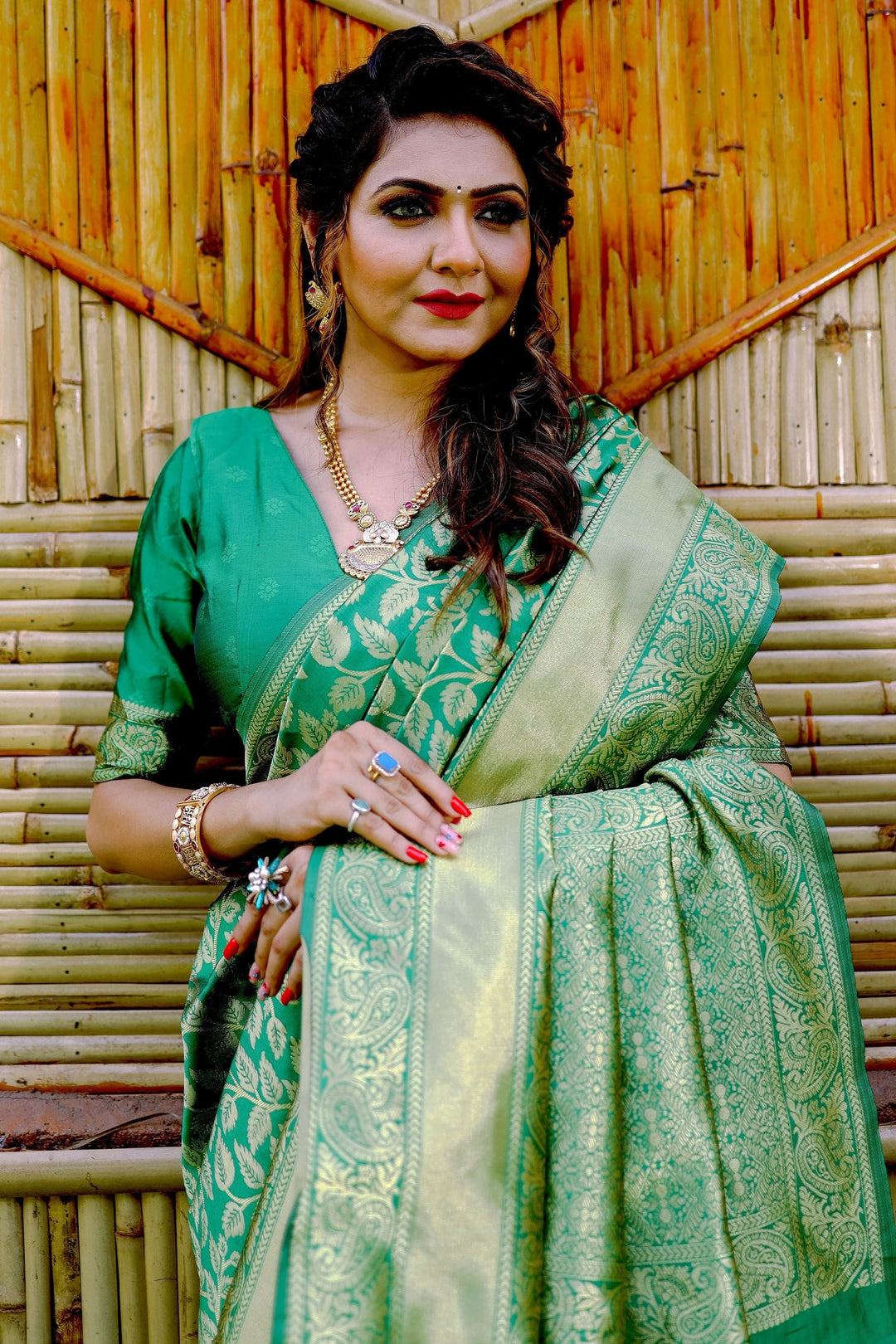 Creative Weaving Work On Green Color Banarasi Silk Saree | Buy Online India