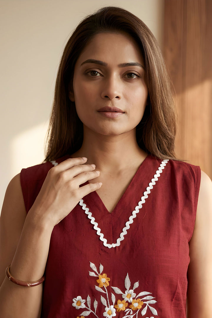 Cotton Readymade Long Kurti With Bottom In Maroon Color