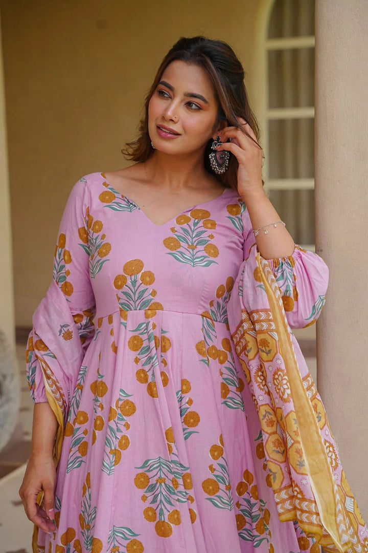 Multi Color Cotton Silk Beatific Readymade Salwar Suit