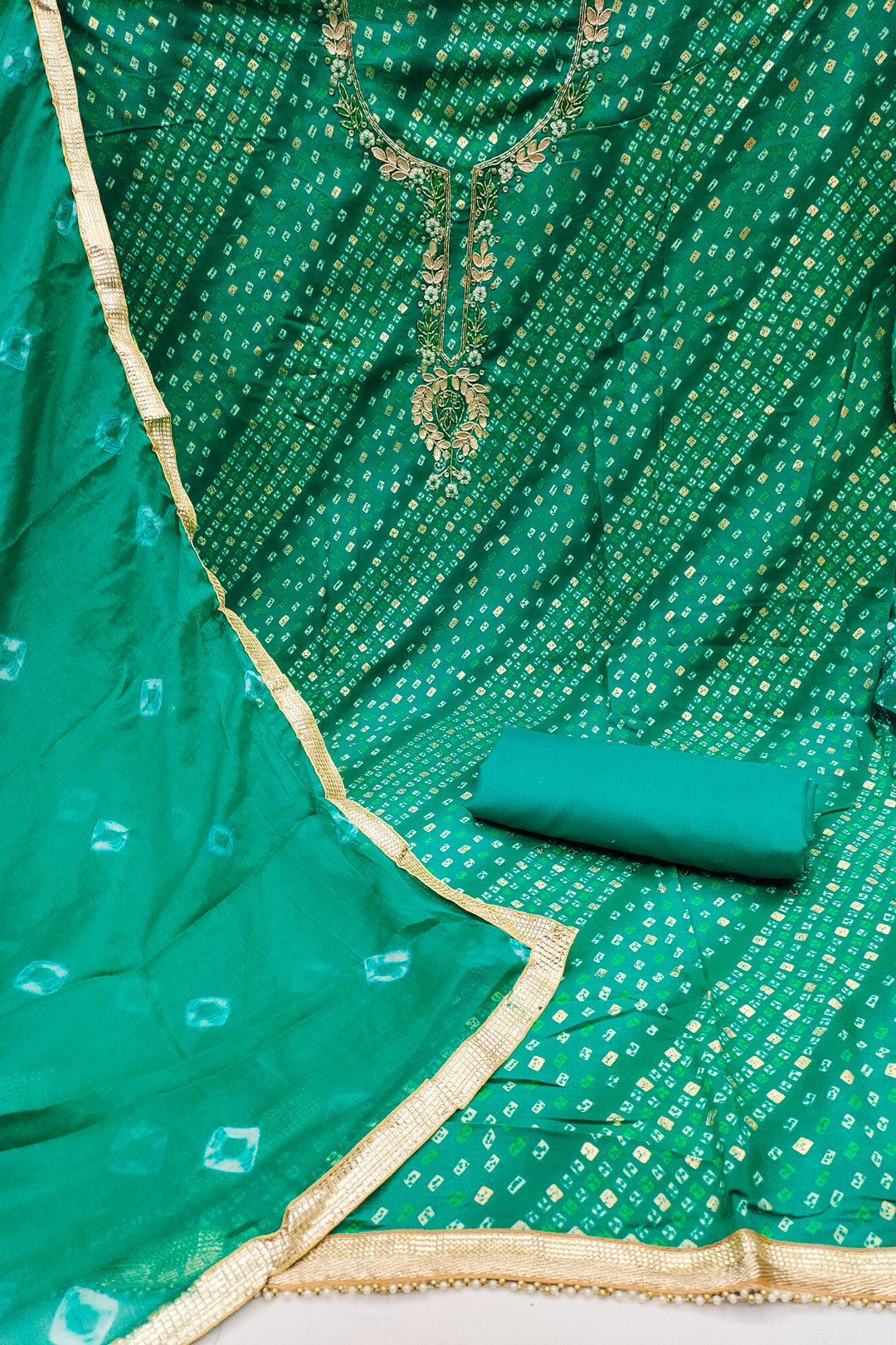 Elegant Green Bandhani Style Cotton Salwar Suit