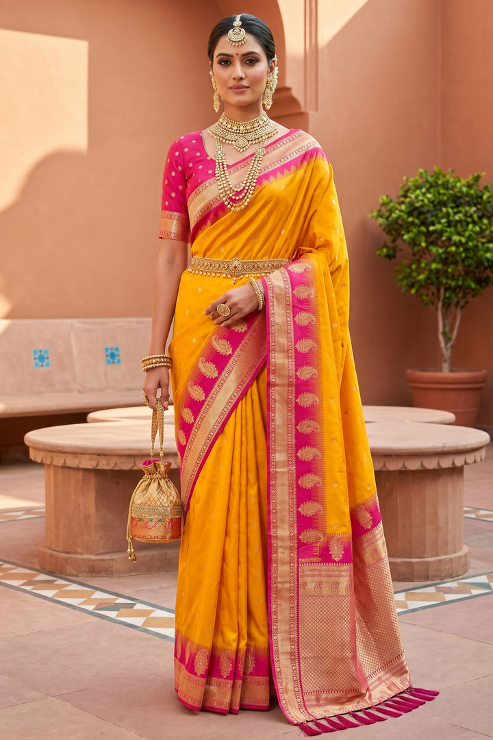 Engaging Yellow Color Silk Saree With Jacquard Work