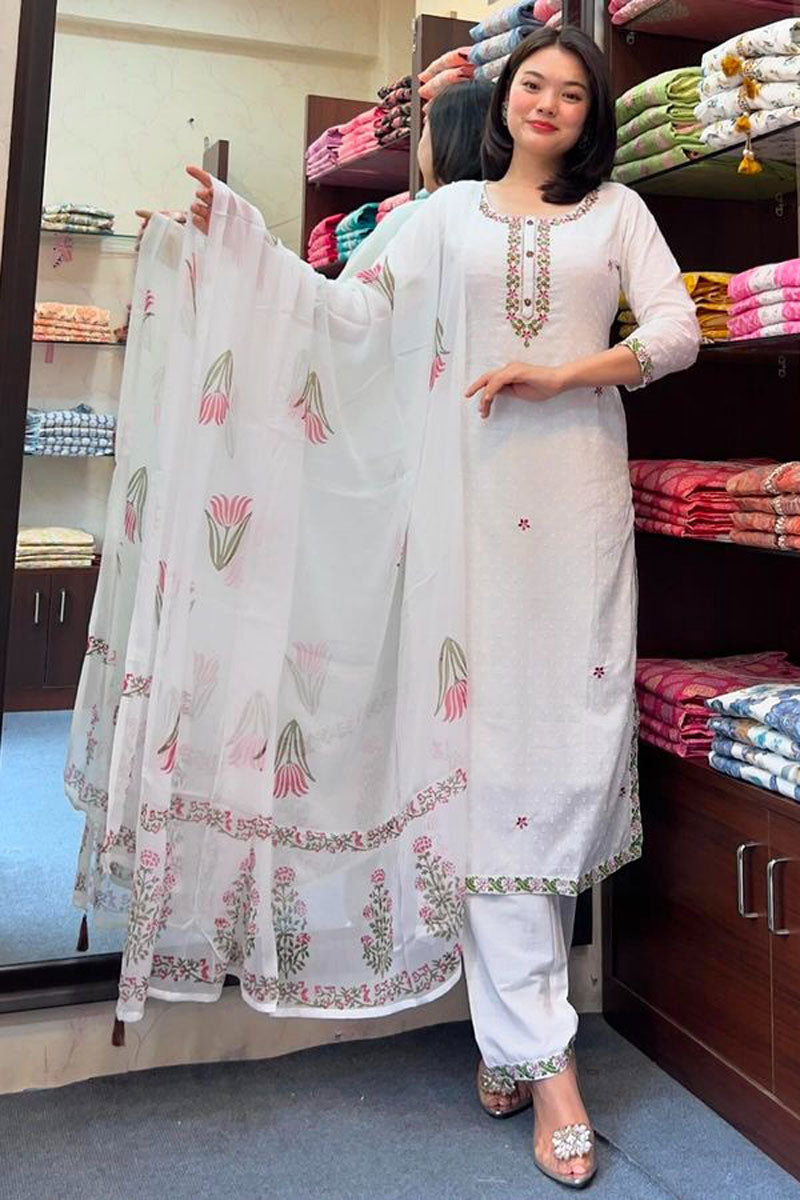 Engaging Off White Georgette Readymade Salwar Suit