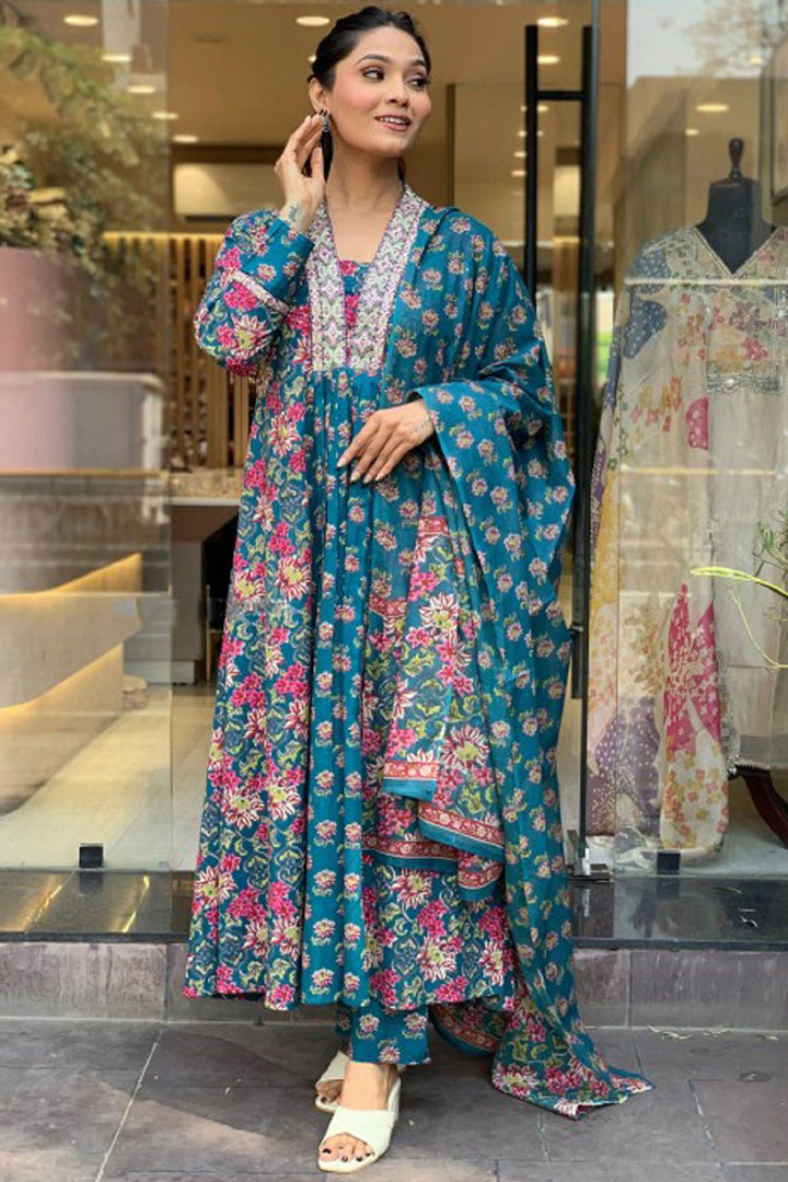 Tempting Cotton Teal Color Readymade Salwar Suit