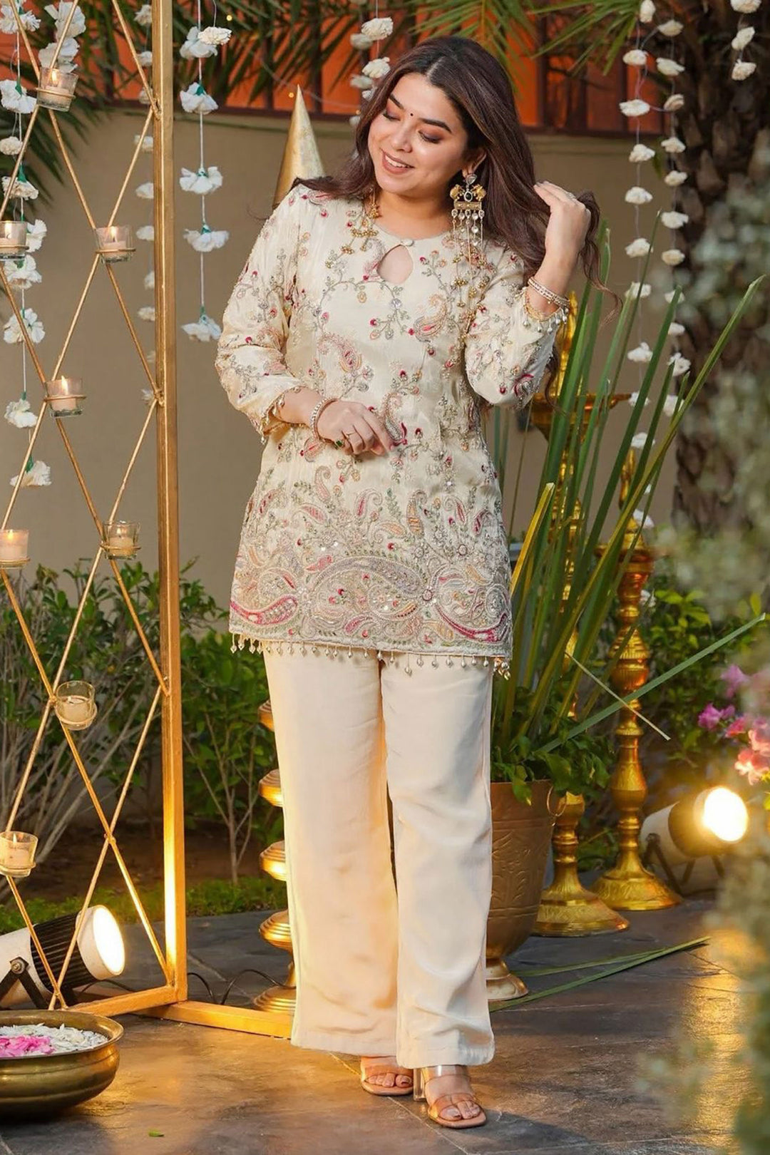 Cream Color Crepe Silk Engaging Top With Bottom