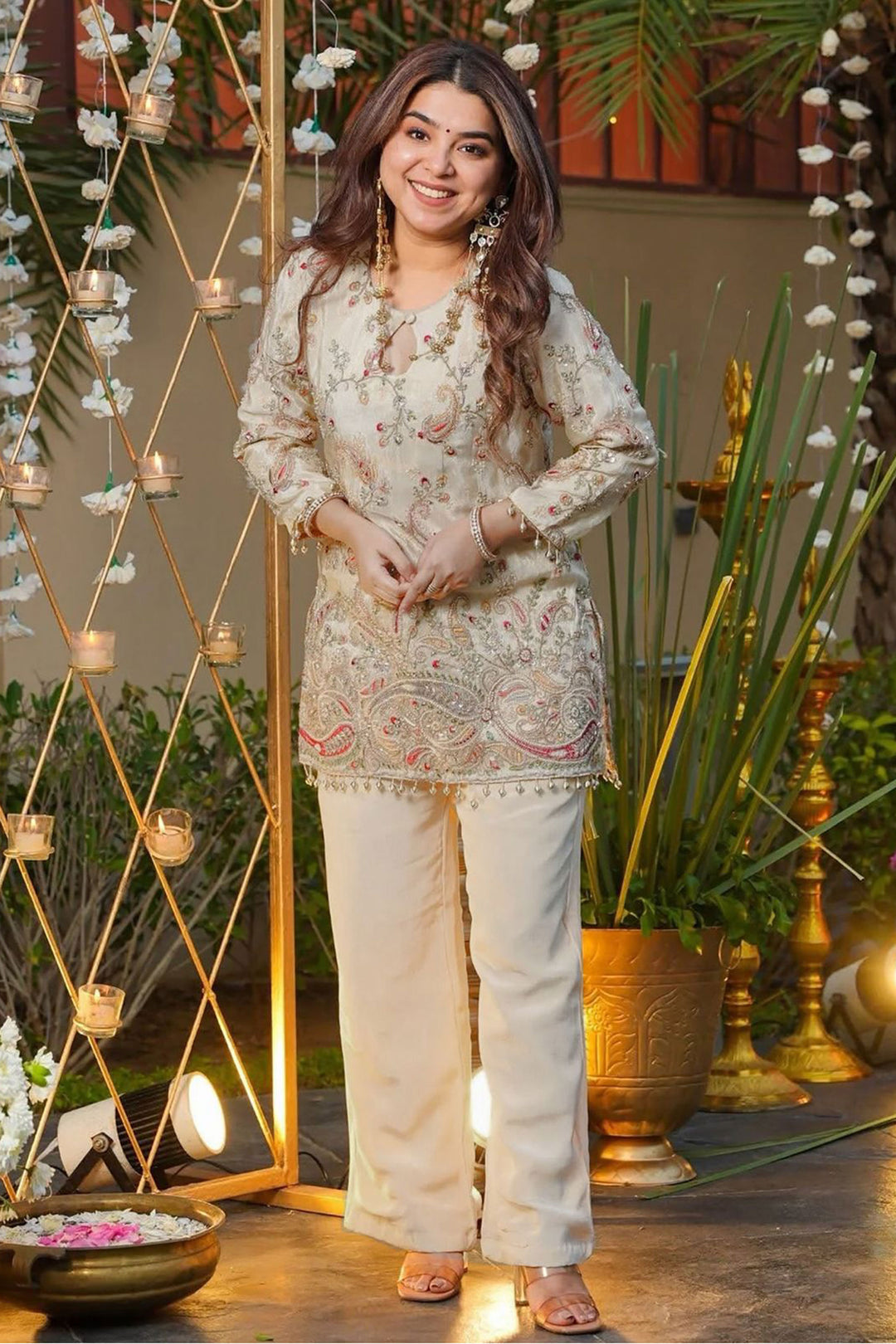 Cream Color Crepe Silk Engaging Top With Bottom